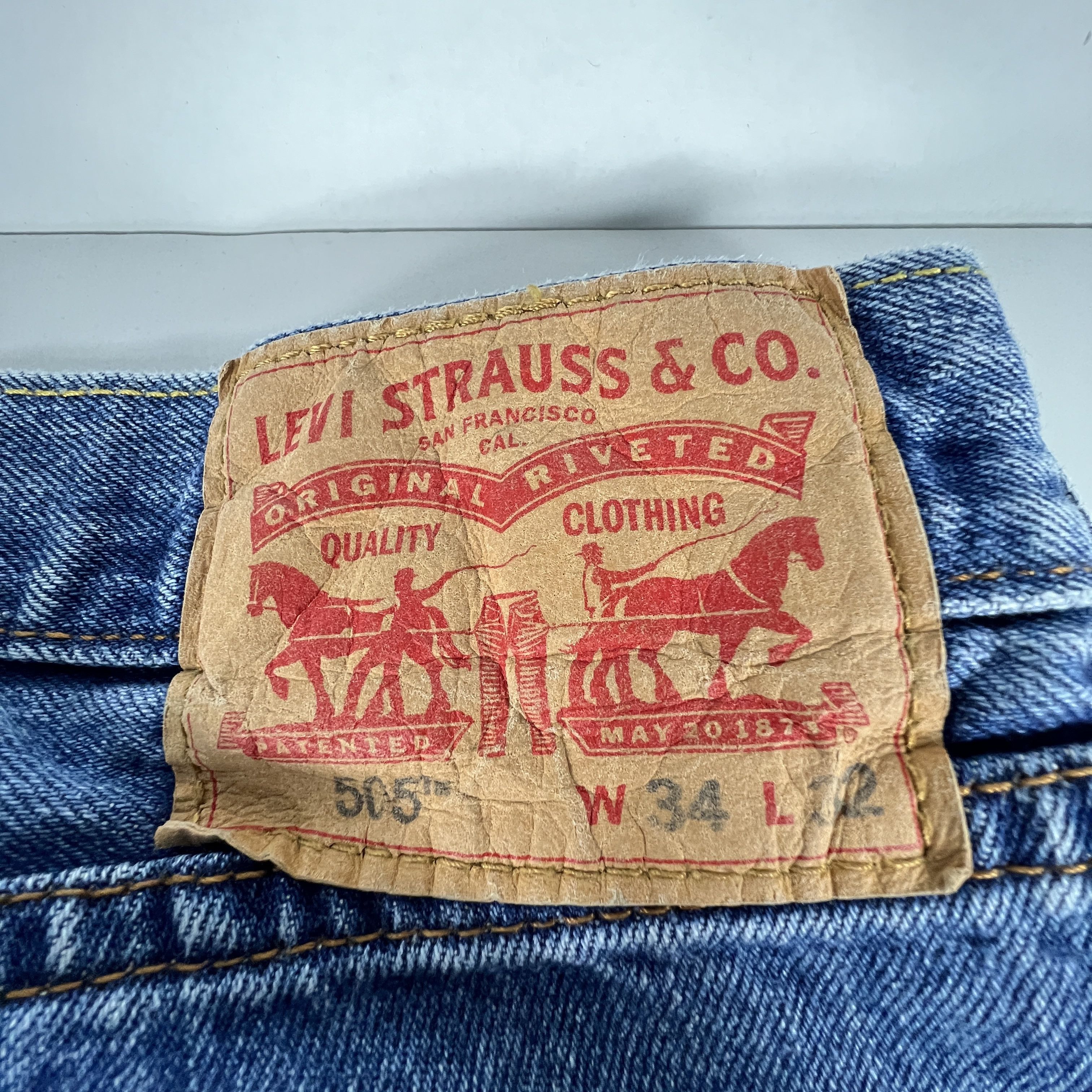 Levi's Levi's Jeans 505 Straight Leg Blue Faded Denim Size US 34 / EU 50 - 9 Thumbnail