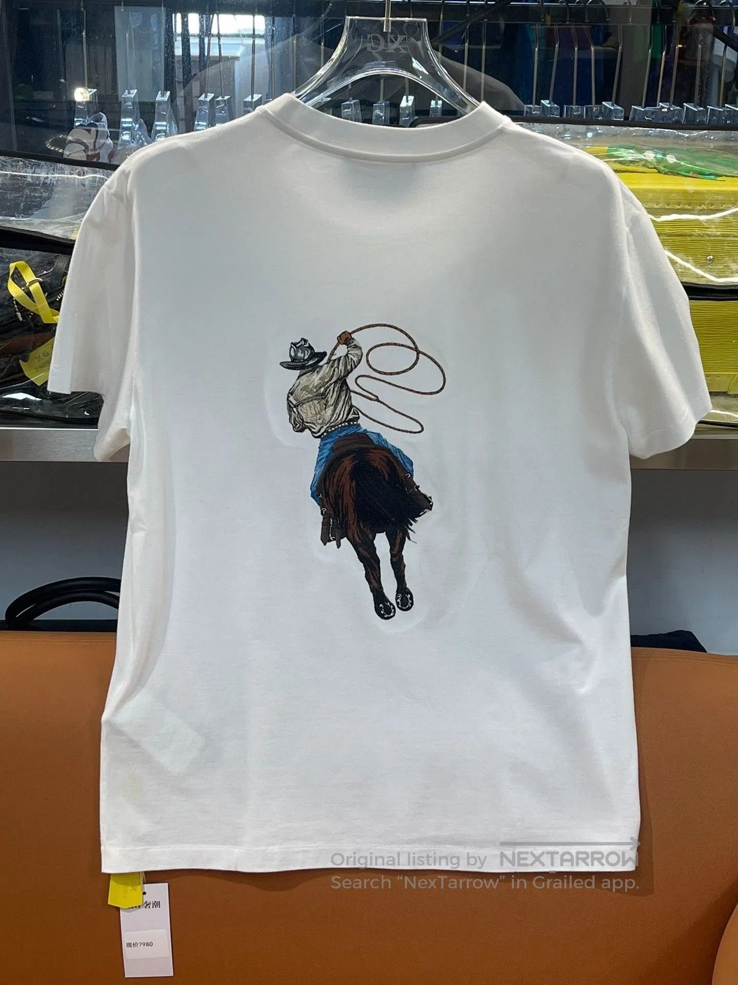 Louis Vuitton Louis Vuitton Logo Embroidered Crewneck T. Size US S / EU 44-46 / 1 - 2 Thumbnail