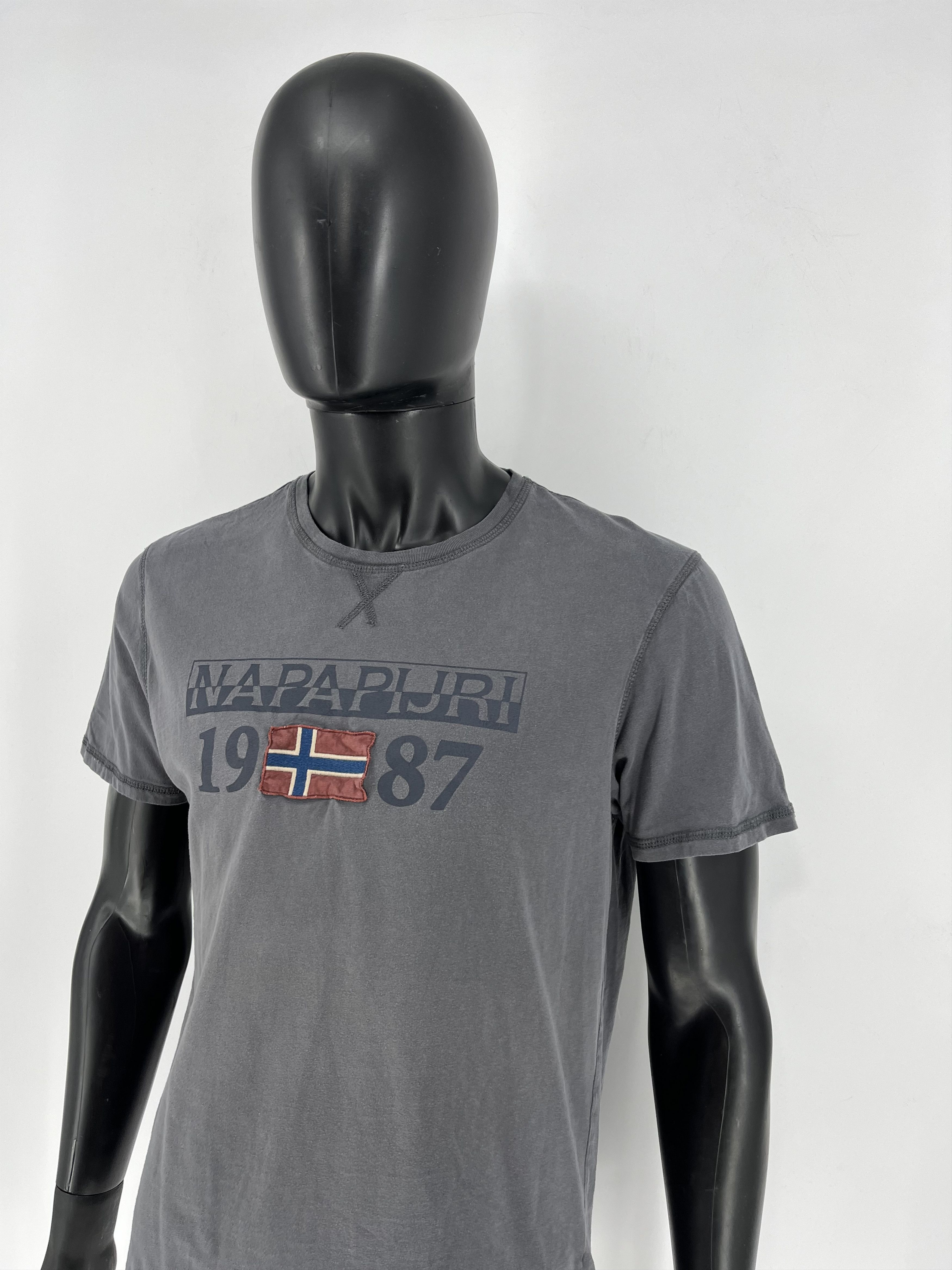 Napapijri × Vintage Vintage Napapijri Geographic Designer Fashion Style Shirt Size US L / EU 52-54 / 3 - 4 Thumbnail