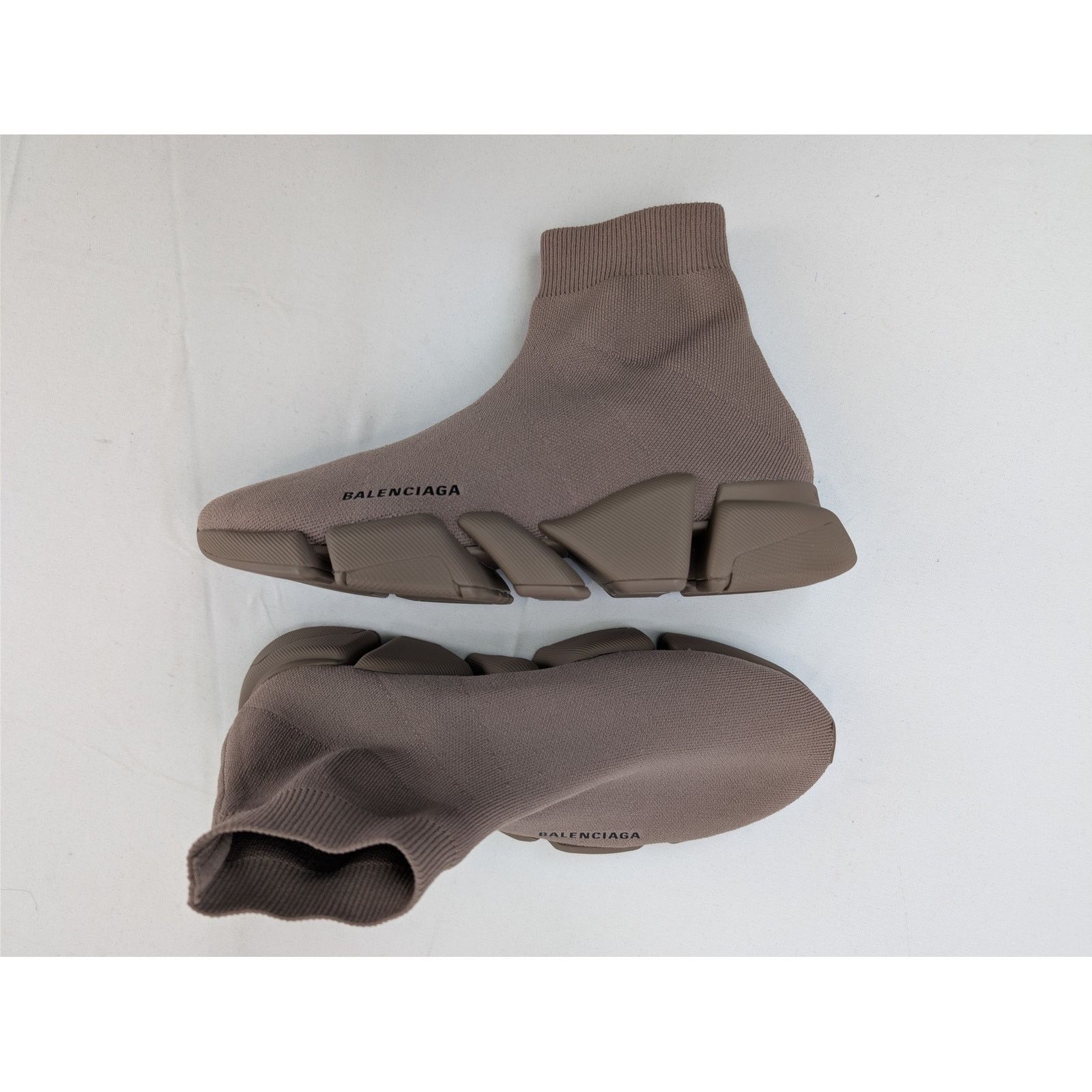 Balenciaga o1rshd1 Speed 2.0 Recycled Low-Top Sneakers in Mink Grey Size US 12 / EU 45 - 1 Thumbnail
