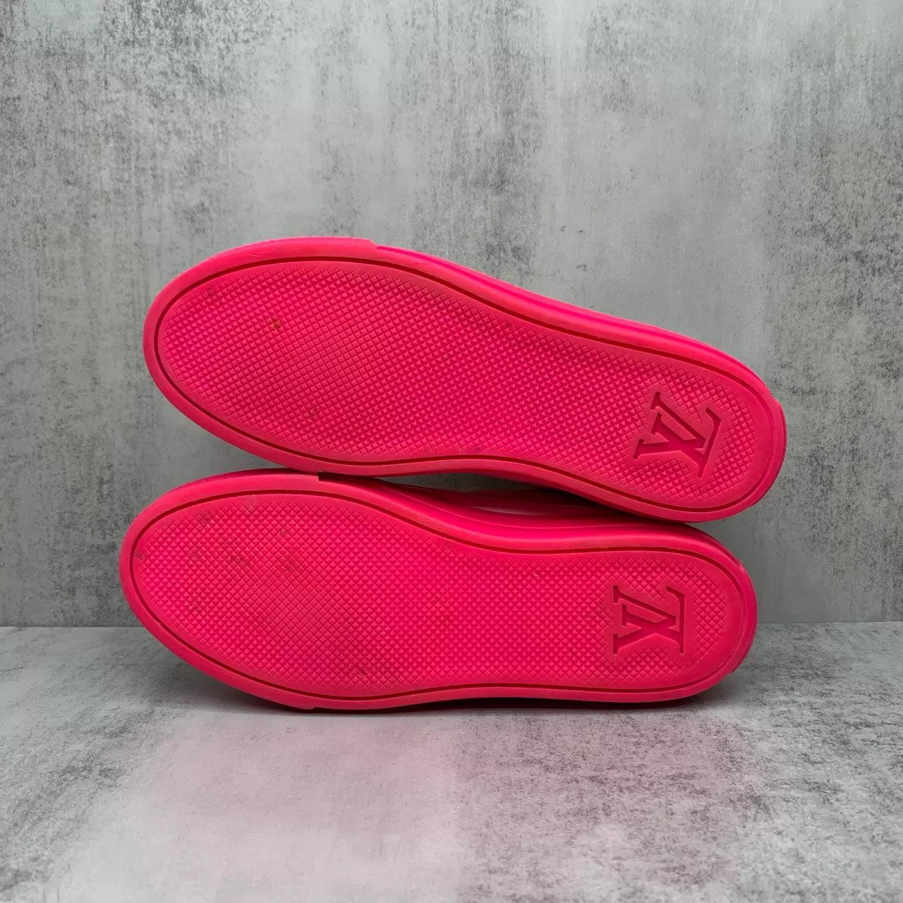 Louis Vuitton LV Pink & White Monogram Sneakers EU35 95 New Size US 4.5 / IT 34.5 - 7 Thumbnail