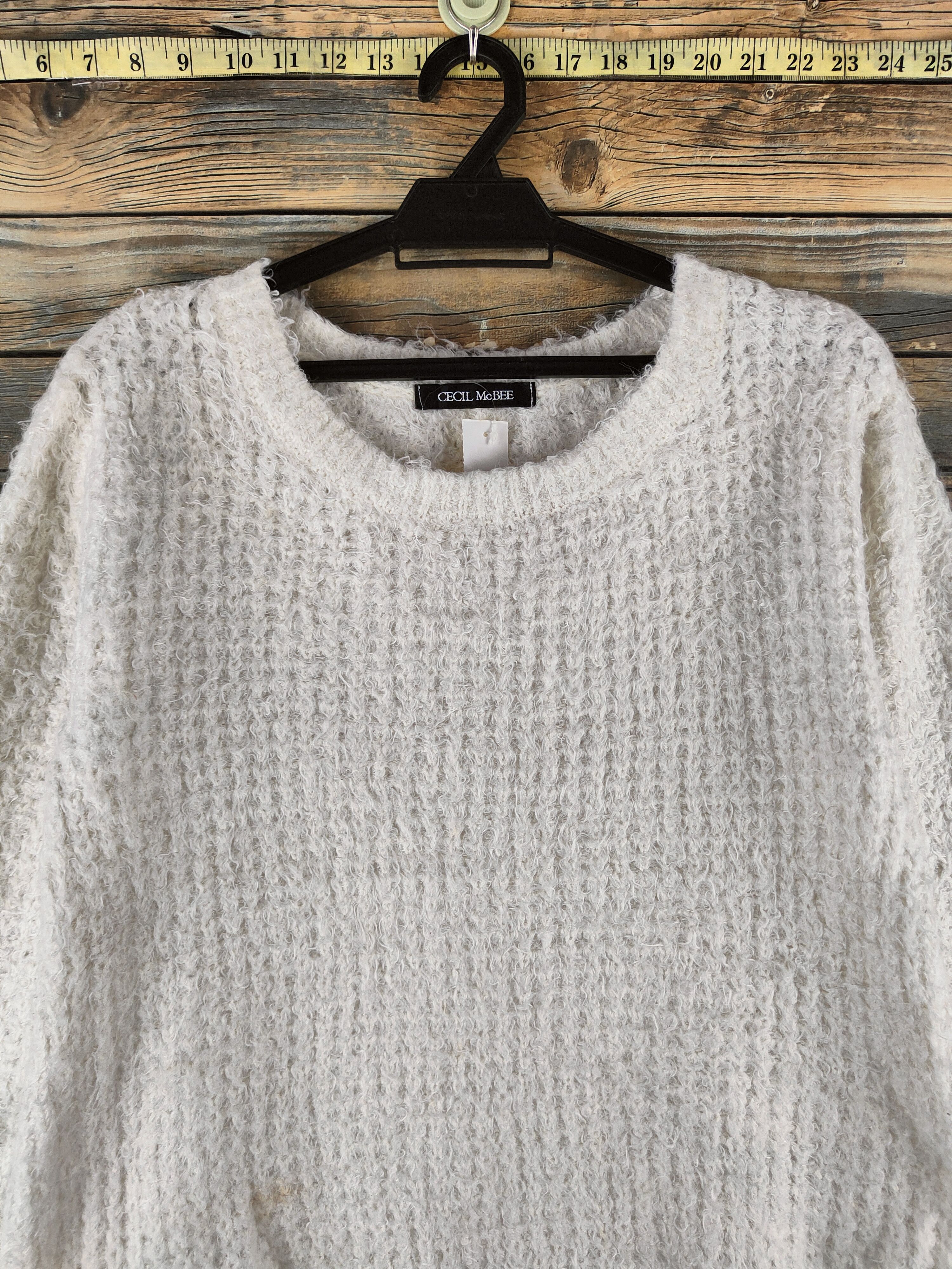 Japanese Brand DL Cecil McBee White Fur Mohair Knitwear #46-969 Size M / US 6-8 / IT 42-44 - 2 Thumbnail