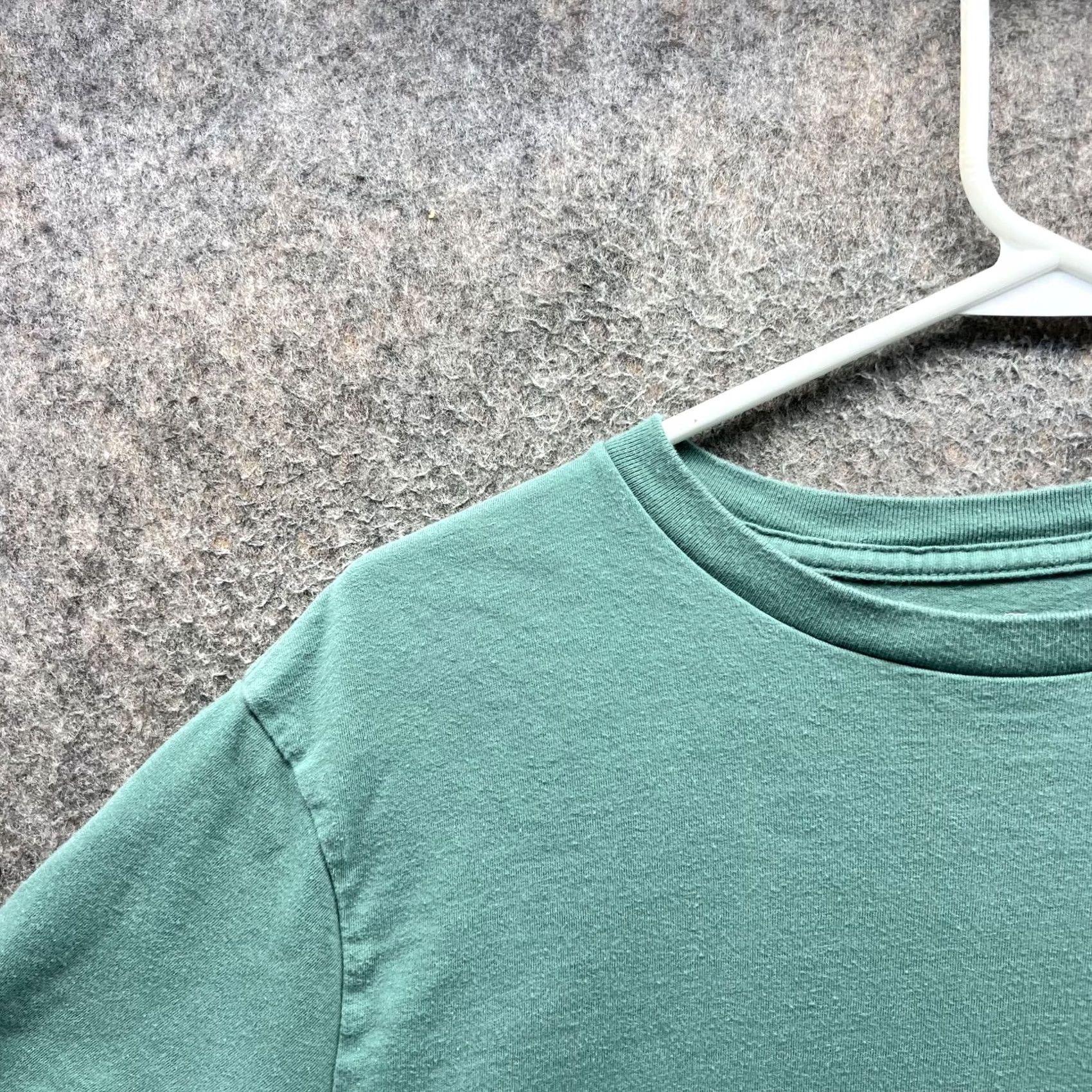 Vineyard Vines Vineyard Vines Shirt Mens Medium Green Soccer Whale Pocket Graphic Tee Tagless Size US M / EU 48-50 / 2 - 4 Thumbnail