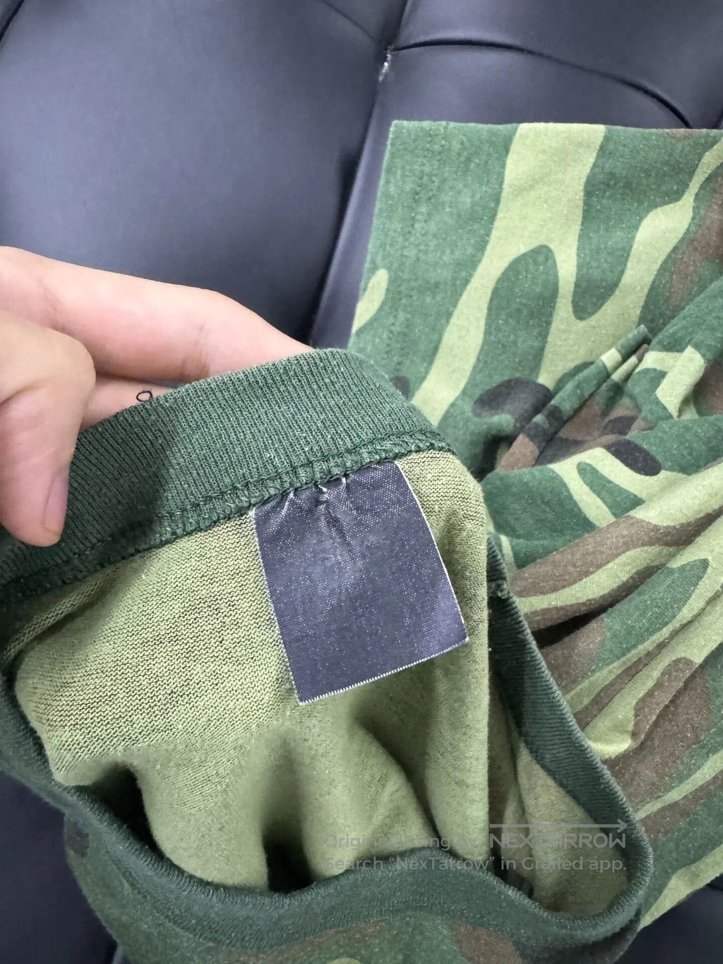 VINNY's Vintage Camouflage Short Sleeve Tee 1990s. Size US XL / EU 56 / 4 - 4 Thumbnail
