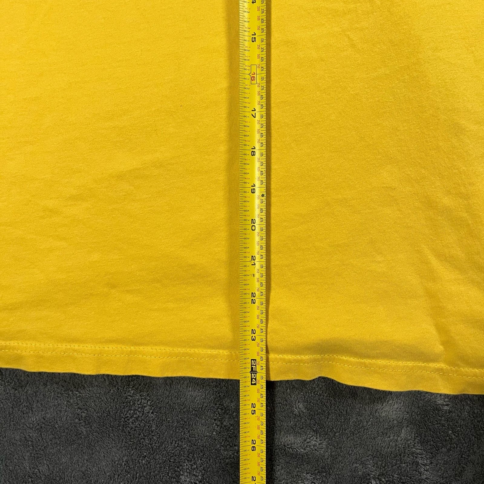 Vintage Y2K Iowa Hawkeyes Sportswear Yellow Long Sleeve Size US L / EU 52-54 / 3 - 5 Thumbnail