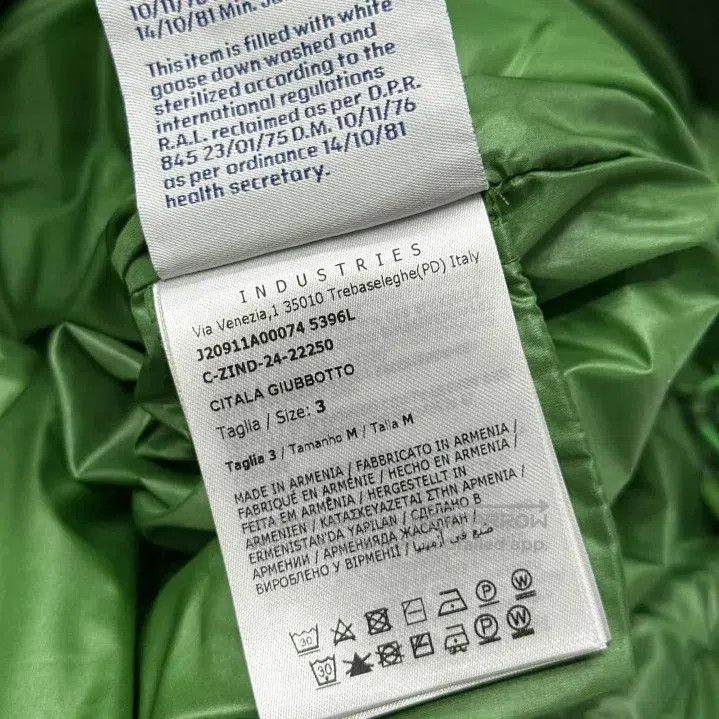 Moncler Moncler Citala FW24 Logo Patch Down Jacket. Size US S / EU 44-46 / 1 - 2 Thumbnail