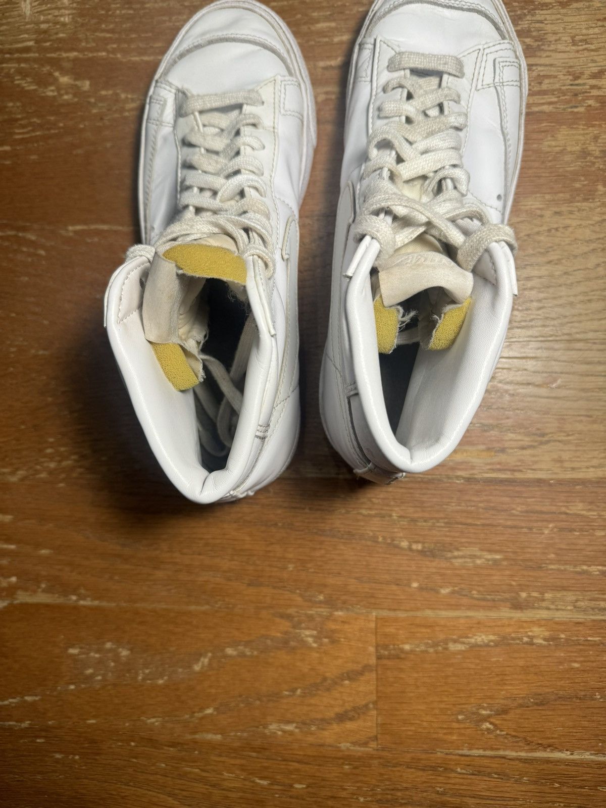 Nike 2022 Womens Nike Blazer 77 Vintage Mid Triple White Size US 8 / IT 38 - 4 Thumbnail