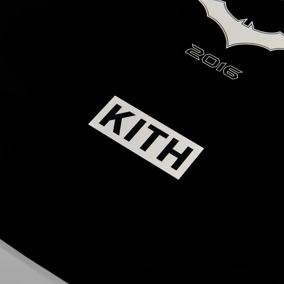 DC Comics × Kith × Ronnie Fieg Kith x Batman | Kith History of the Bat Symbol Poster Size ONE SIZE - 2 Thumbnail