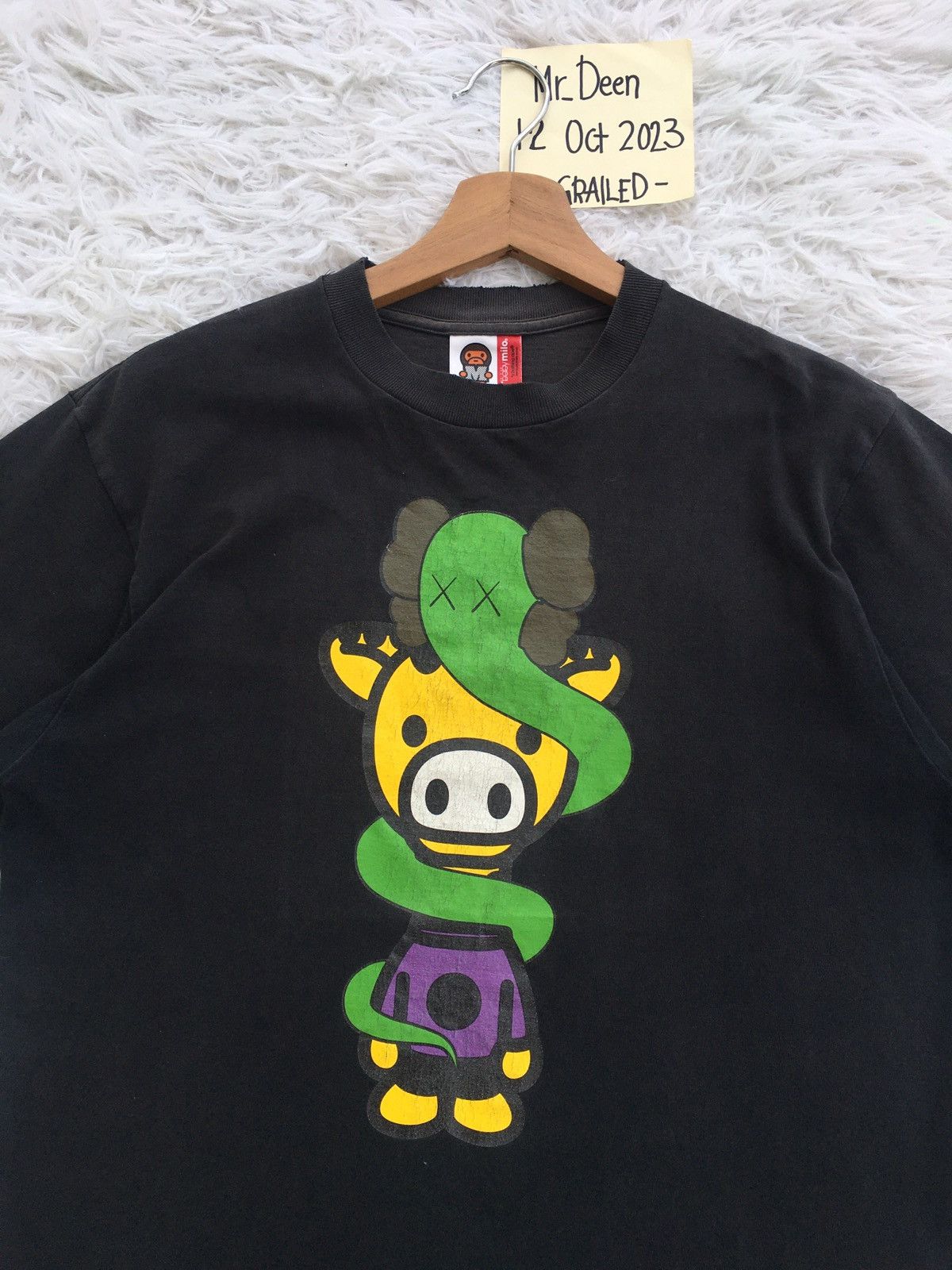 Vintage SS2006 Bape x Kaws Baby Milo Giraffe Tee