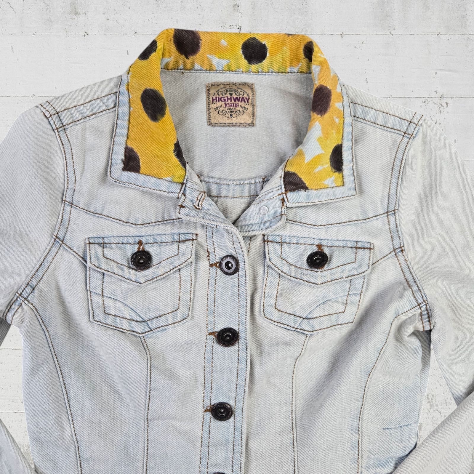 Vintage Y2K Acid Wash Hand Painted Denim Jacket Size Small Size S / US 4 / IT 40 - 3 Thumbnail