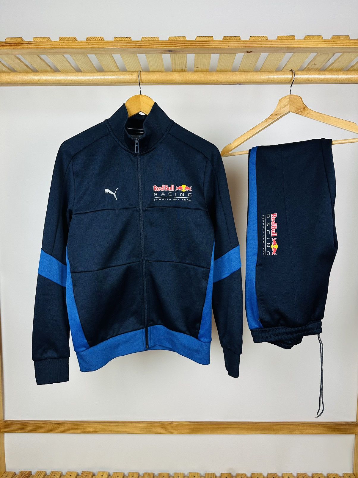 Puma × Red Bull Puma Red Bull Racing Sportswear Suit Sweatpants & Sweatshirt Size US S / EU 44-46 / 1 - 2 Thumbnail
