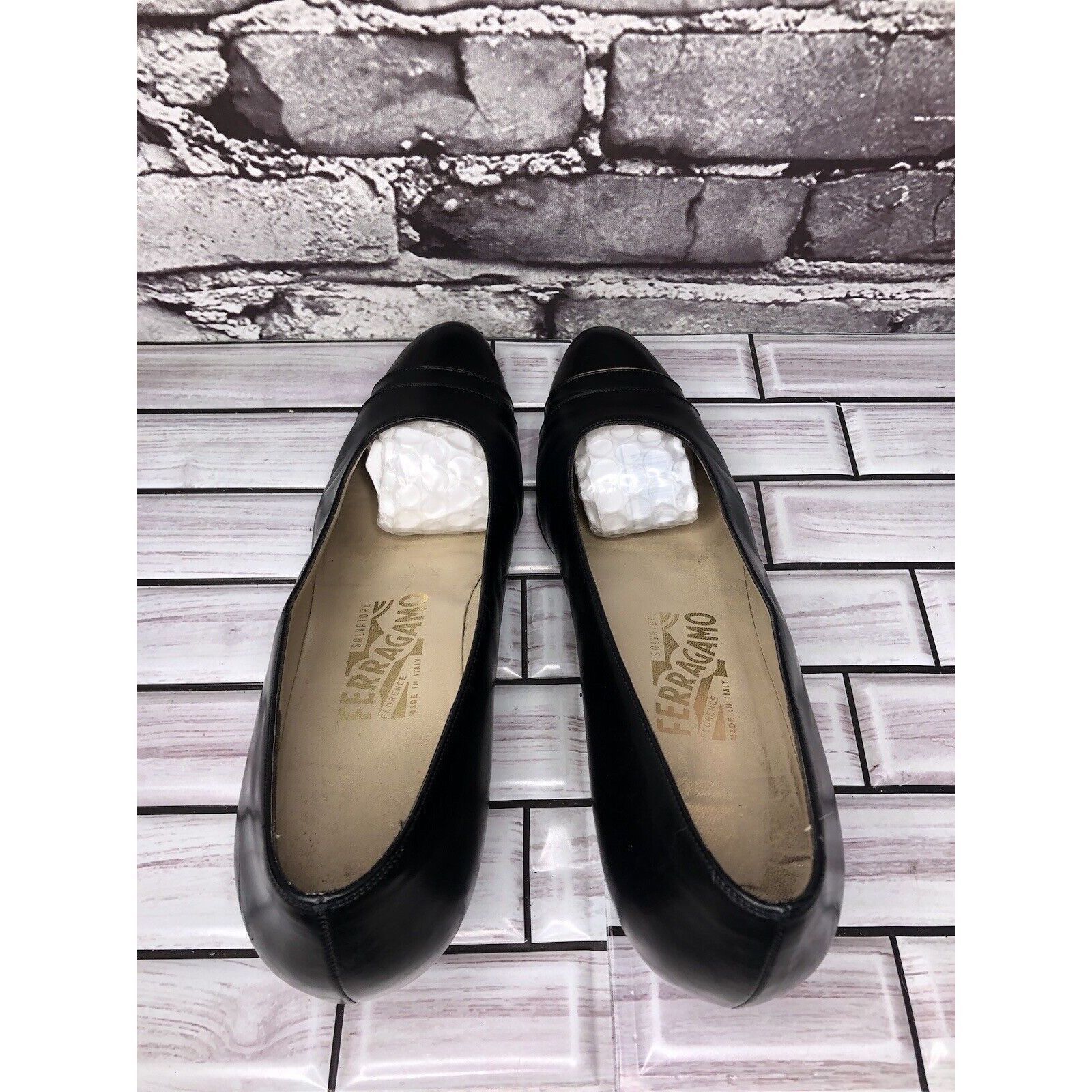 Salvatore Ferragamo Salvatore Ferragamo Black Leather Cap Toe Pumps Dress Heels Size US 9 / IT 39 - 5 Thumbnail