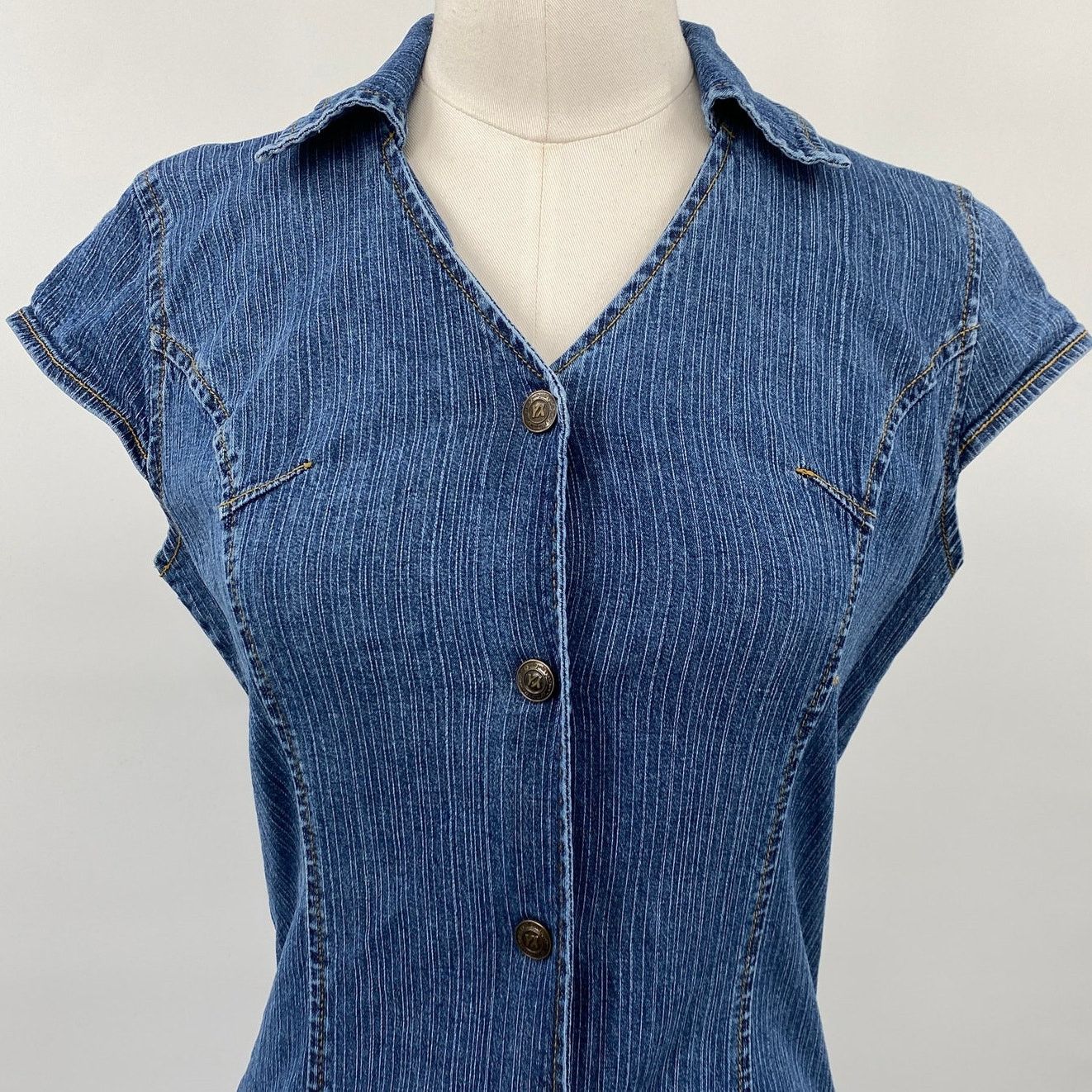 Vintage Vintage Y2k Flared Denim Jumpsuit Snap Front Collared Blue Size 30" / US 8 / IT 44 - 3 Thumbnail