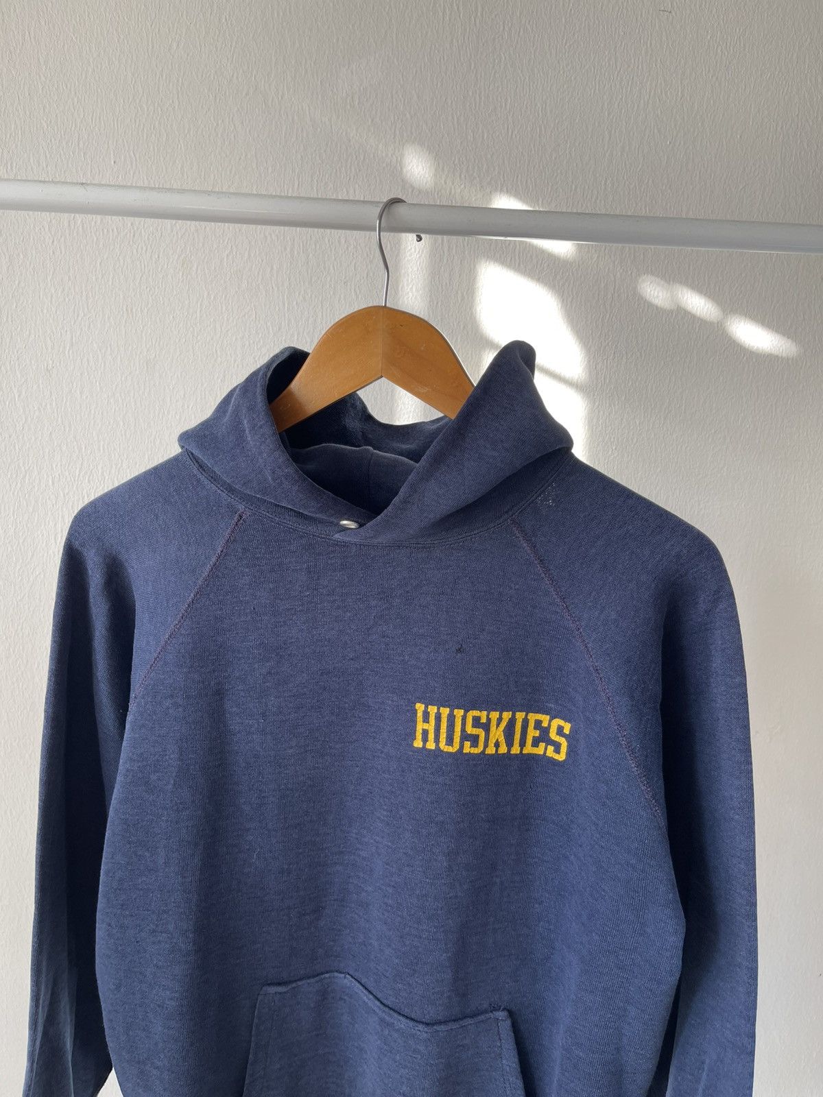 Champion × Vintage Vintage Huskies Washington Distressed Hoodie Size US M / EU 48-50 / 2 - 7 Thumbnail