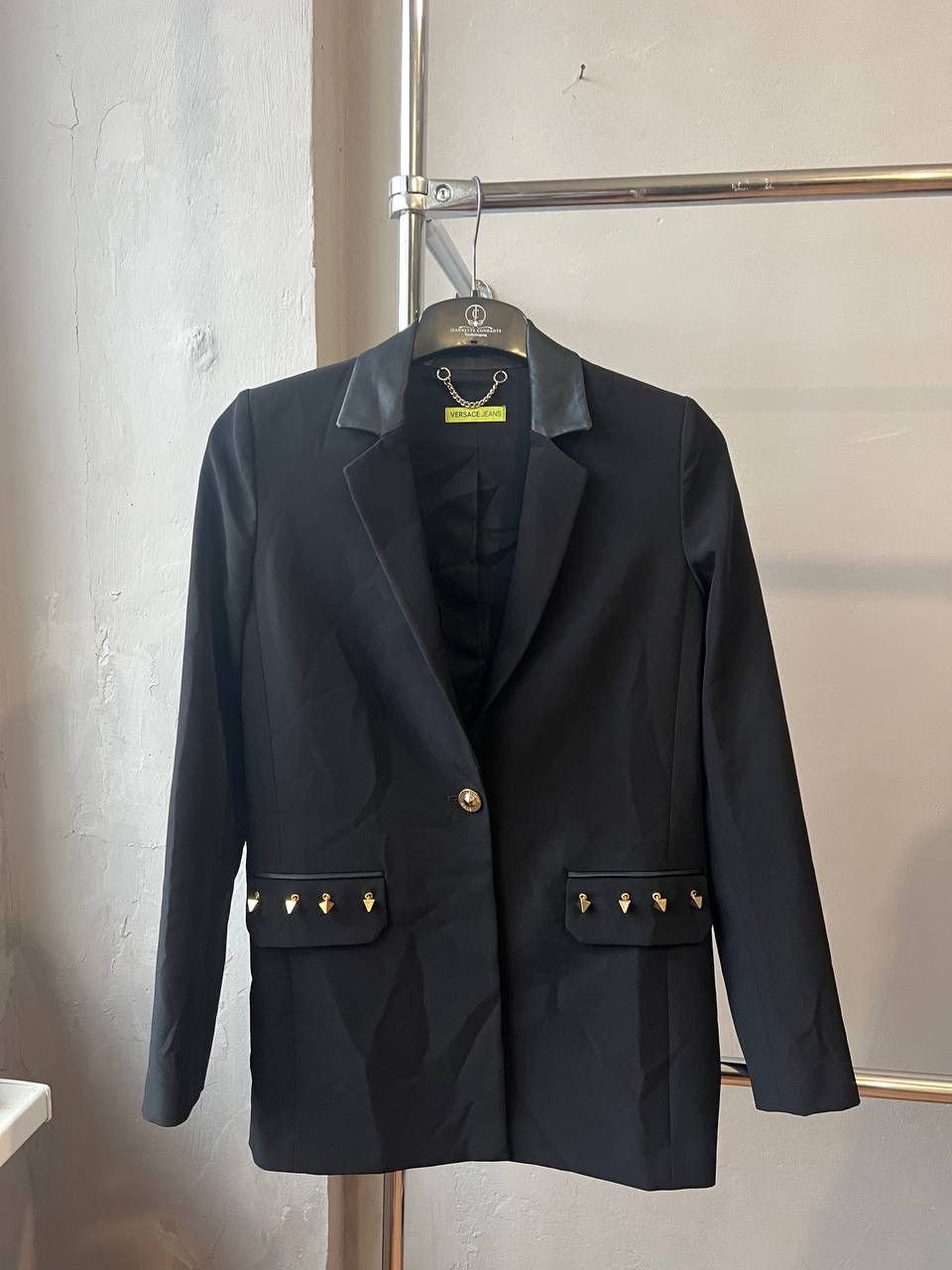 Versace Jeans Couture VERSACE JEANS RARE WOMEN DESIGNER SOLID SMOKING JACKETBLAZER Size XS / US 0-2 / IT 36-38 - 3 Thumbnail
