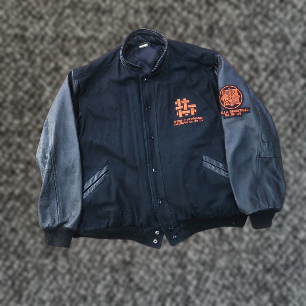 Vintage VINTAGE Unbranded Jacket Varsity Men XL Black Wool Zipper Embroidered Logo Stand-Up Collar Mid-Length Size US XL / EU 56 / 4 - 1 Thumbnail