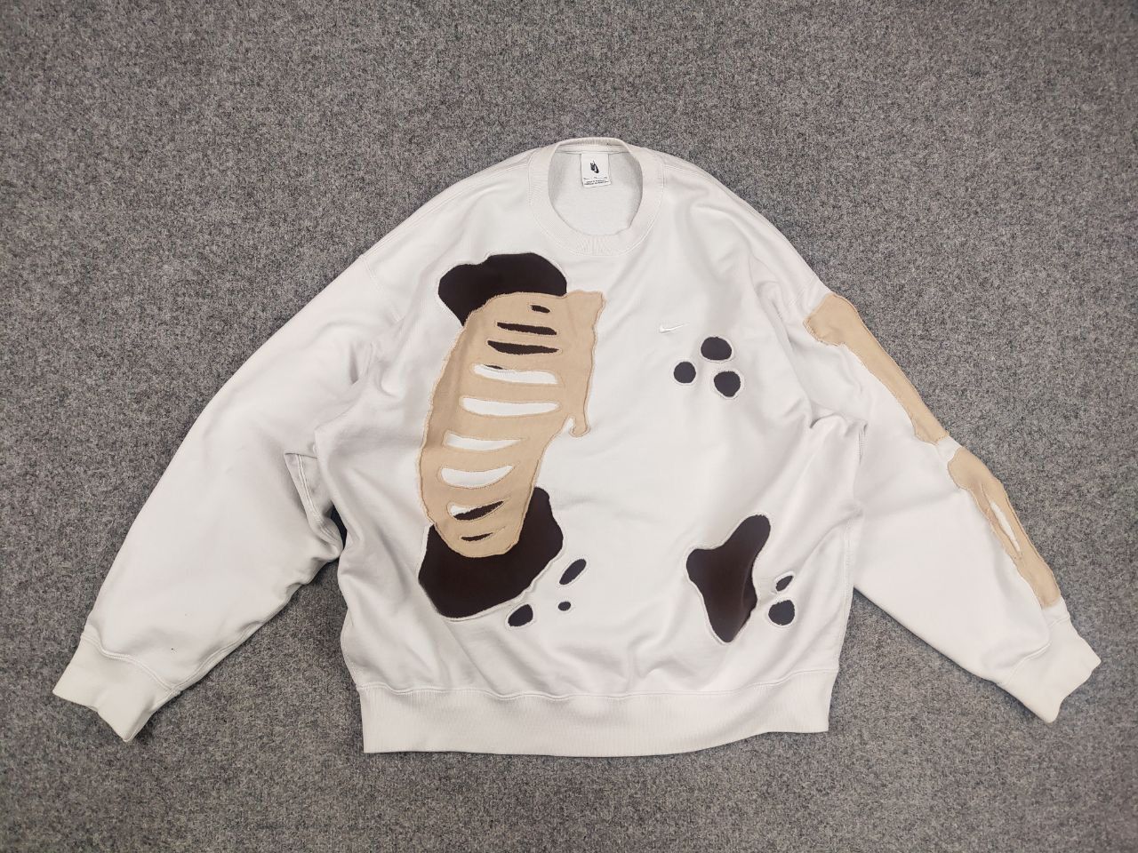 Nike Rare reworked nike skeleton Logo vintage Sweatshirt Y2K Size US XL / EU 56 / 4 - 9 Thumbnail