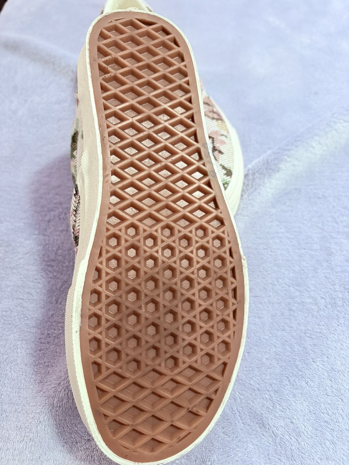 Vans Vans Classic Slip On Tapestry Floral 4.5 Men US Women Size 6 Size US 6 / IT 36 - 7 Thumbnail