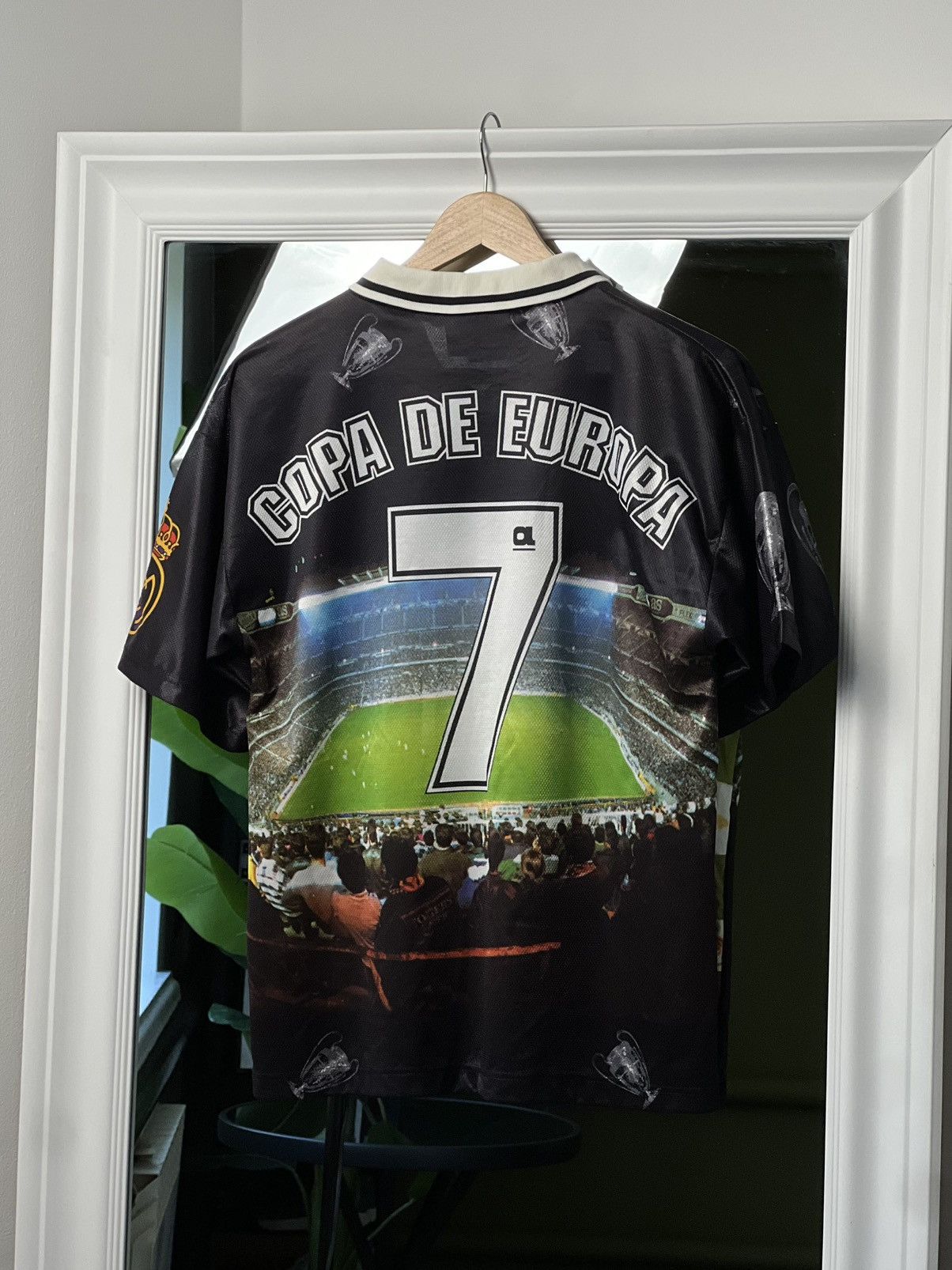 Vintage Real Madrid 97/98 Vintage Home Shirt #7–Spain Copa de Europa Size US S / EU 44-46 / 1 - 3 Thumbnail