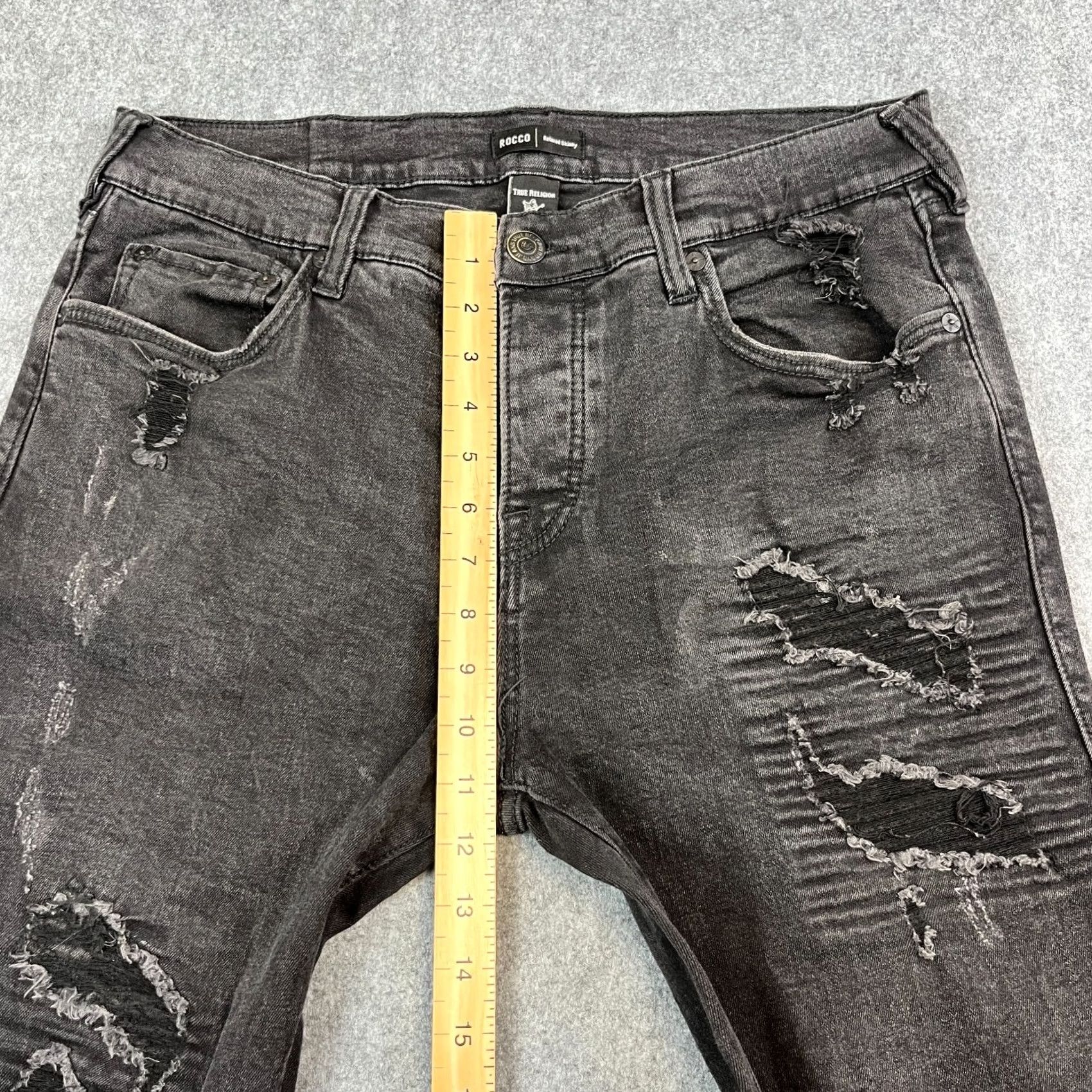 True Religion True Religion Jeans Relaxed Skinny 32 Dark Grey Denim 5-Pocket Rocco Men Fashion Vintage? No (adjusted) Size US 32 / EU 48 - 5 Thumbnail