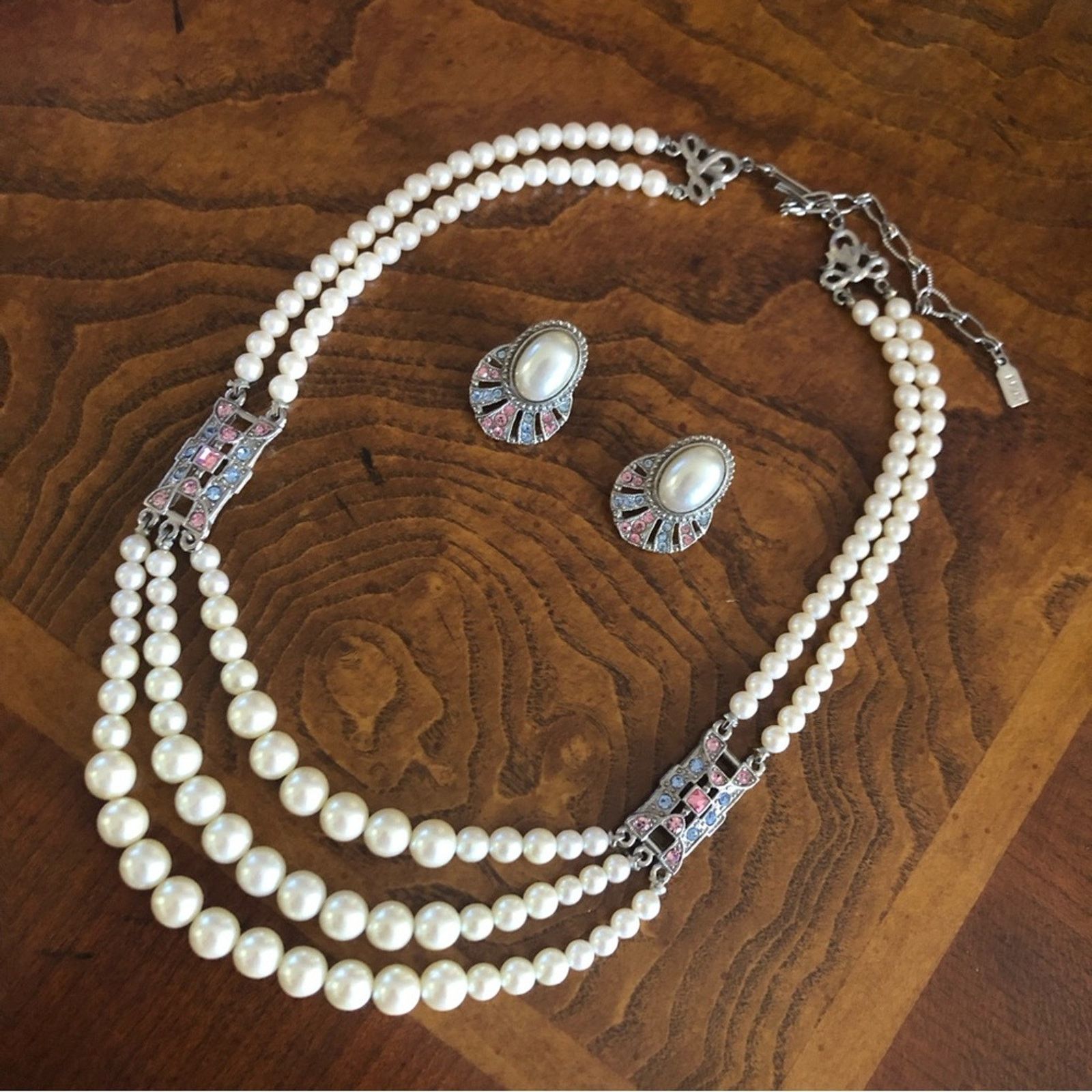 Vintage Vintage 1928 elegant classy pearl necklace and earring set Size ONE SIZE - 2 Thumbnail