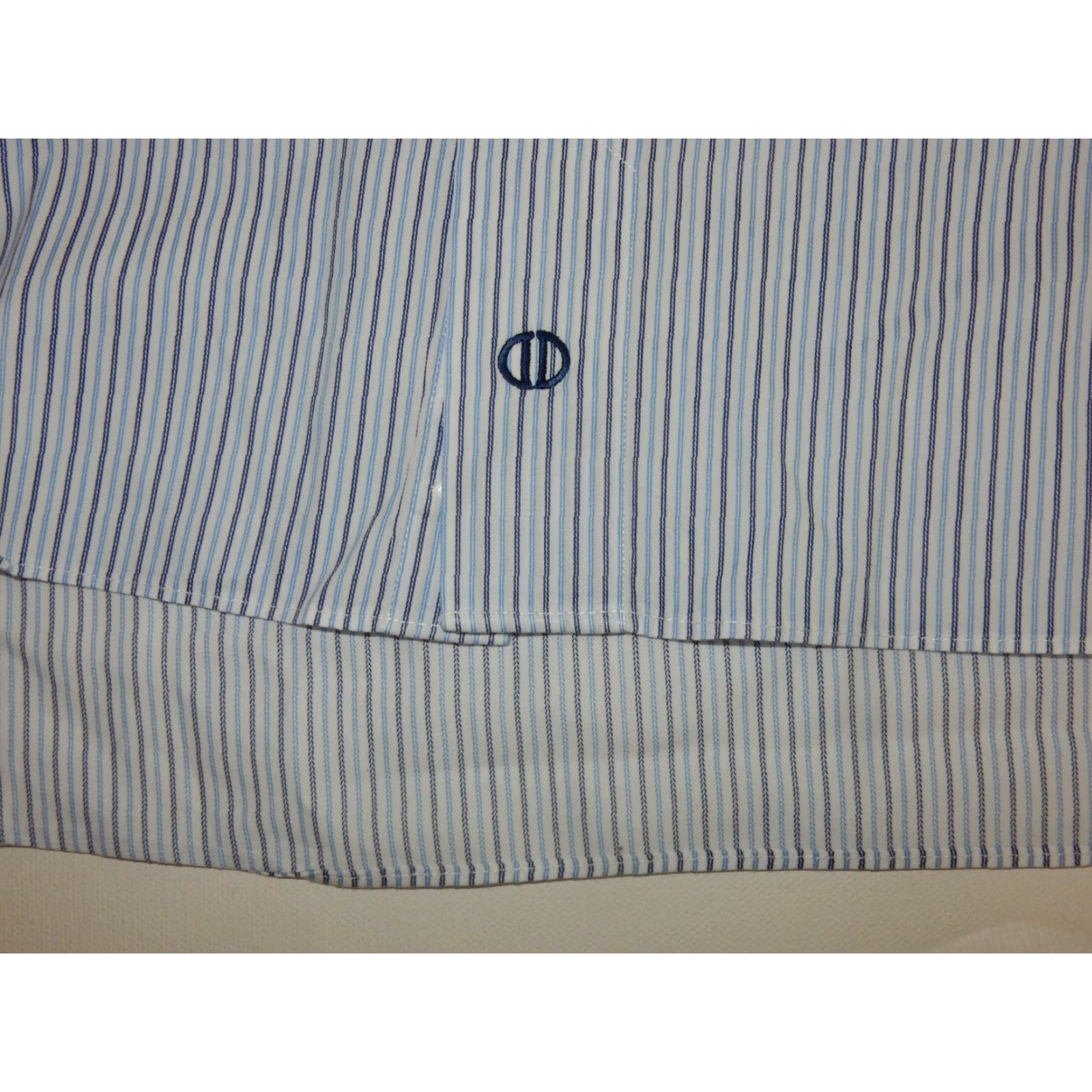 David Donahue VINTAGE David Donahue Men's Dress Shirt Long Sleeve Size 17.5 Blue Striped Cotton 90s Size 46R - 4 Thumbnail