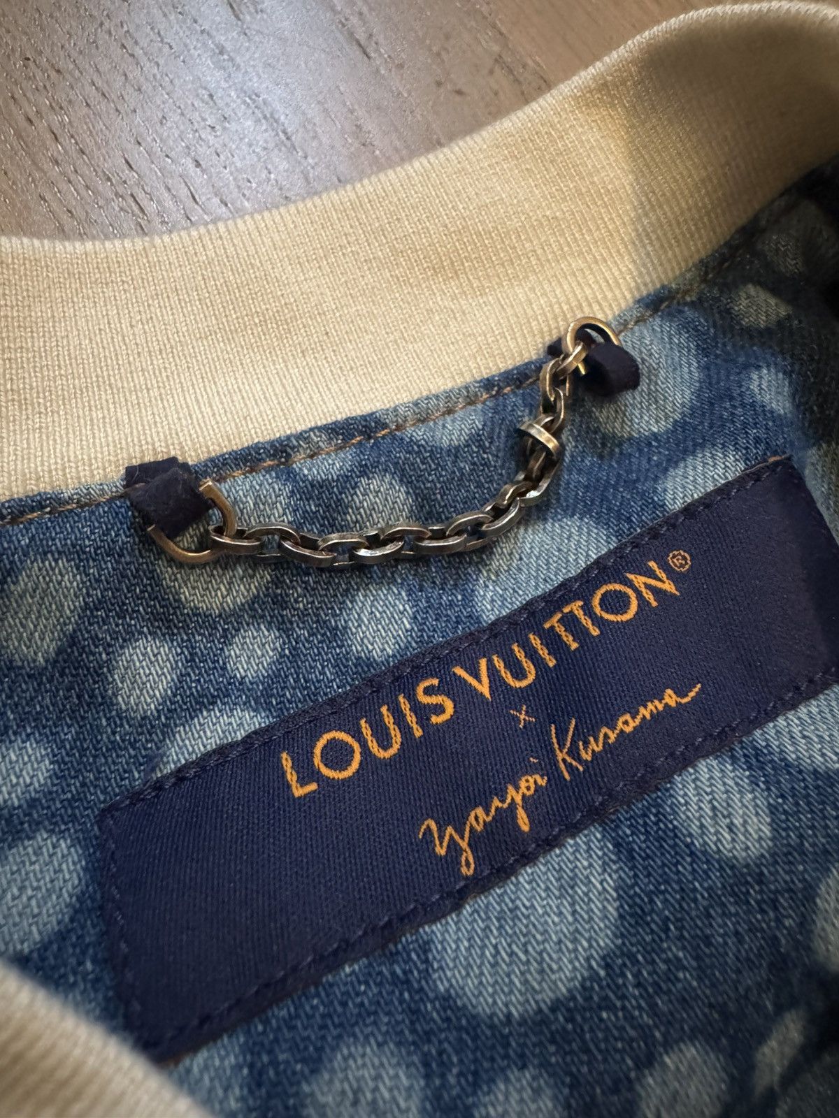 Louis Vuitton × Yayoi Kusama Louis Vuitton denim shirt see real tape measurements in phot Size US M / EU 48-50 / 2 - 5 Thumbnail