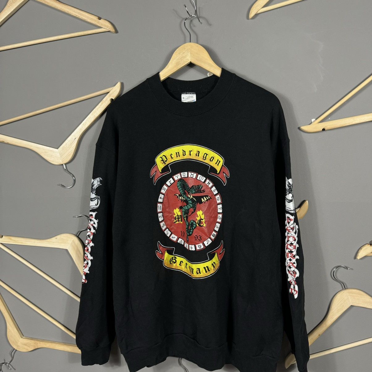 Band Tees Vintage 90s Pendragon Metal Band Crewneck Size US XL / EU 56 / 4 - 2 Thumbnail