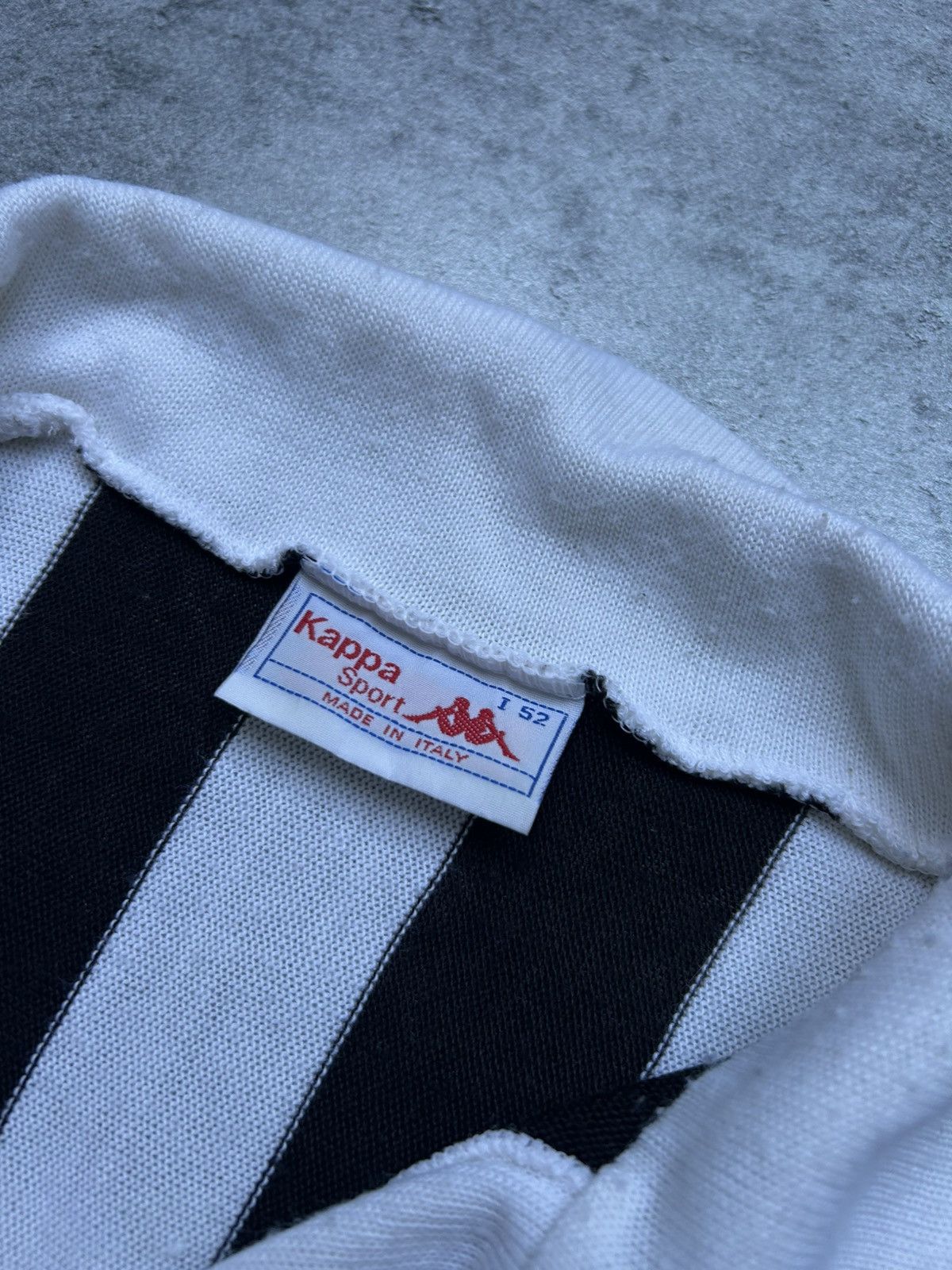 Kappa 1982-83 Juventus Home Longsleeve Shirt Kappa Size US L / EU 52-54 / 3 - 5 Thumbnail