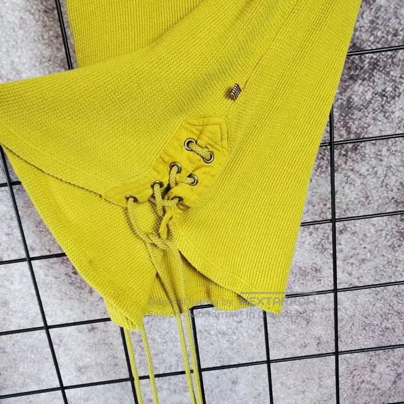 Burberry Burberry Summer Yellow Silk Blend Top. Size S / US 4 / IT 40 - 9 Thumbnail
