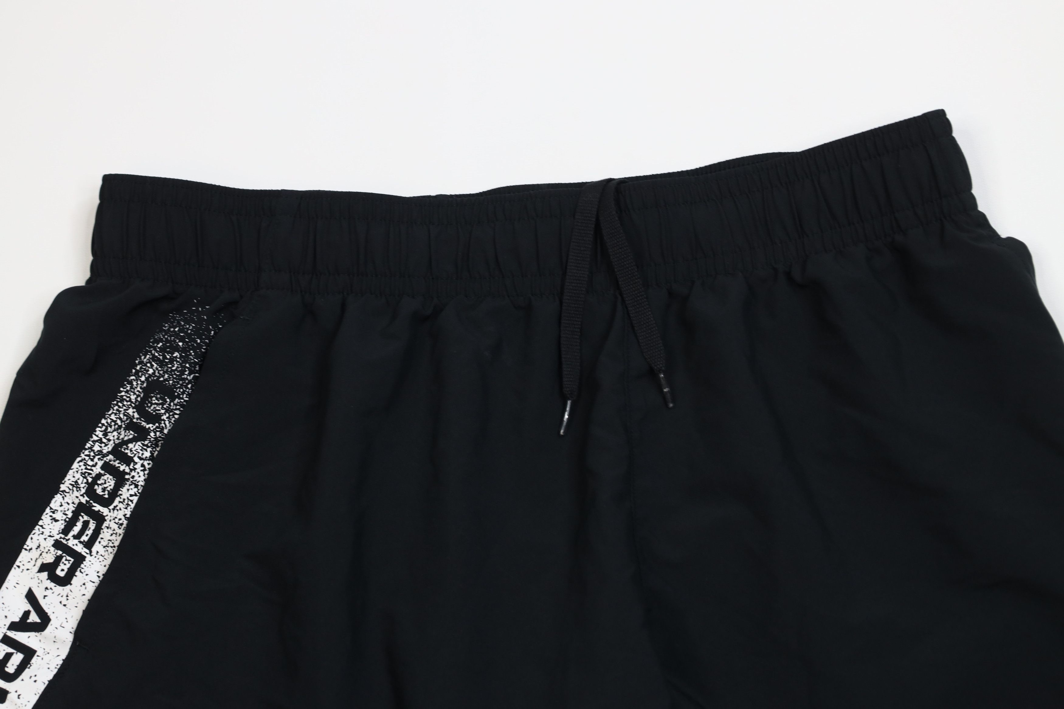 Under Armour Under Armour Loose Fit Light Gym Training Shorts Black Size US 36 / EU 52 - 2 Thumbnail