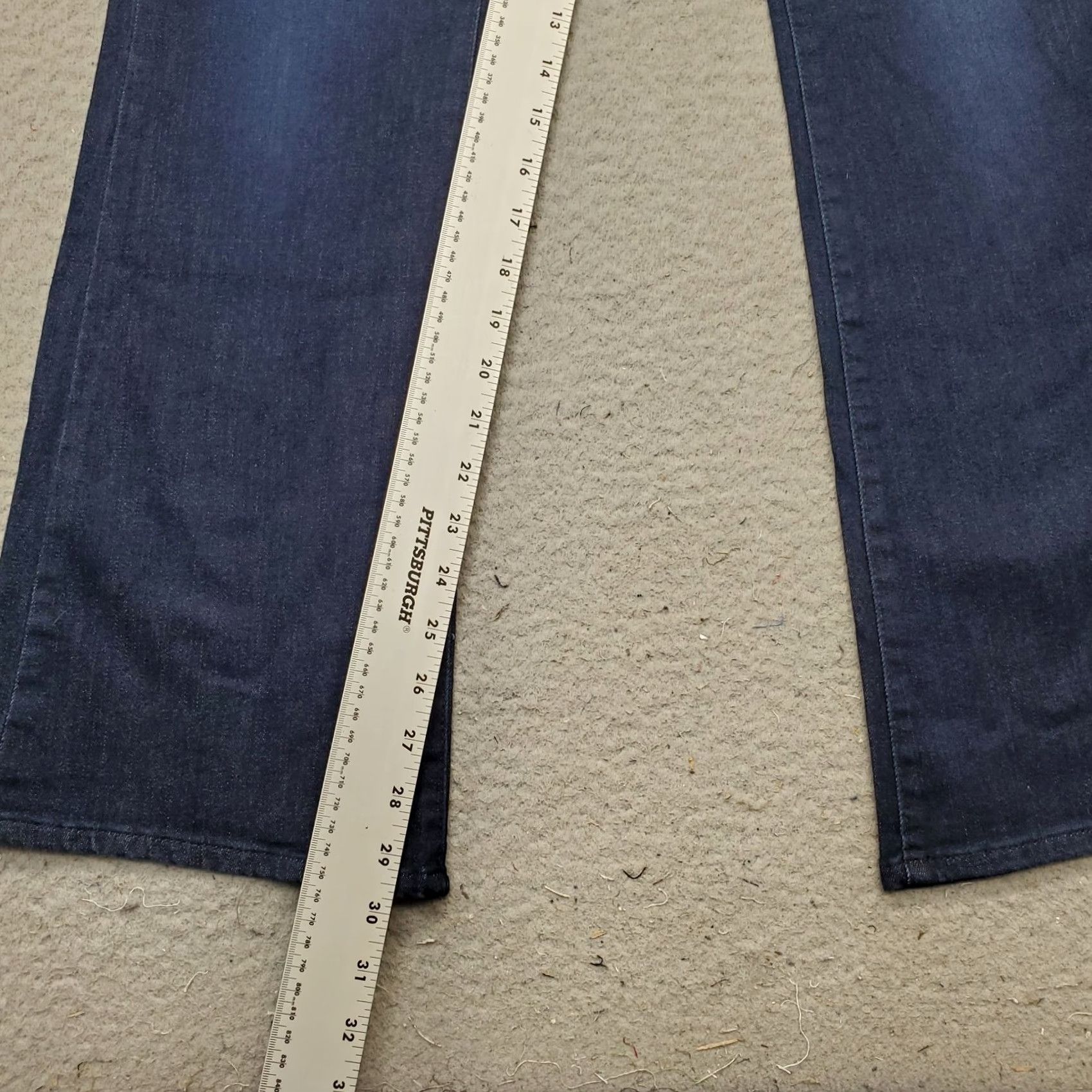 Levi's Levi's Bootcut Jeans Womens 32/30 Blue Denim 5-Pocket Design Mid-Rise Cotton denim Bootcut Jeans Womens Size 32/30 Blue Pre-owned Mens? Size 24" / US 00 / IT 34 - 4 Thumbnail