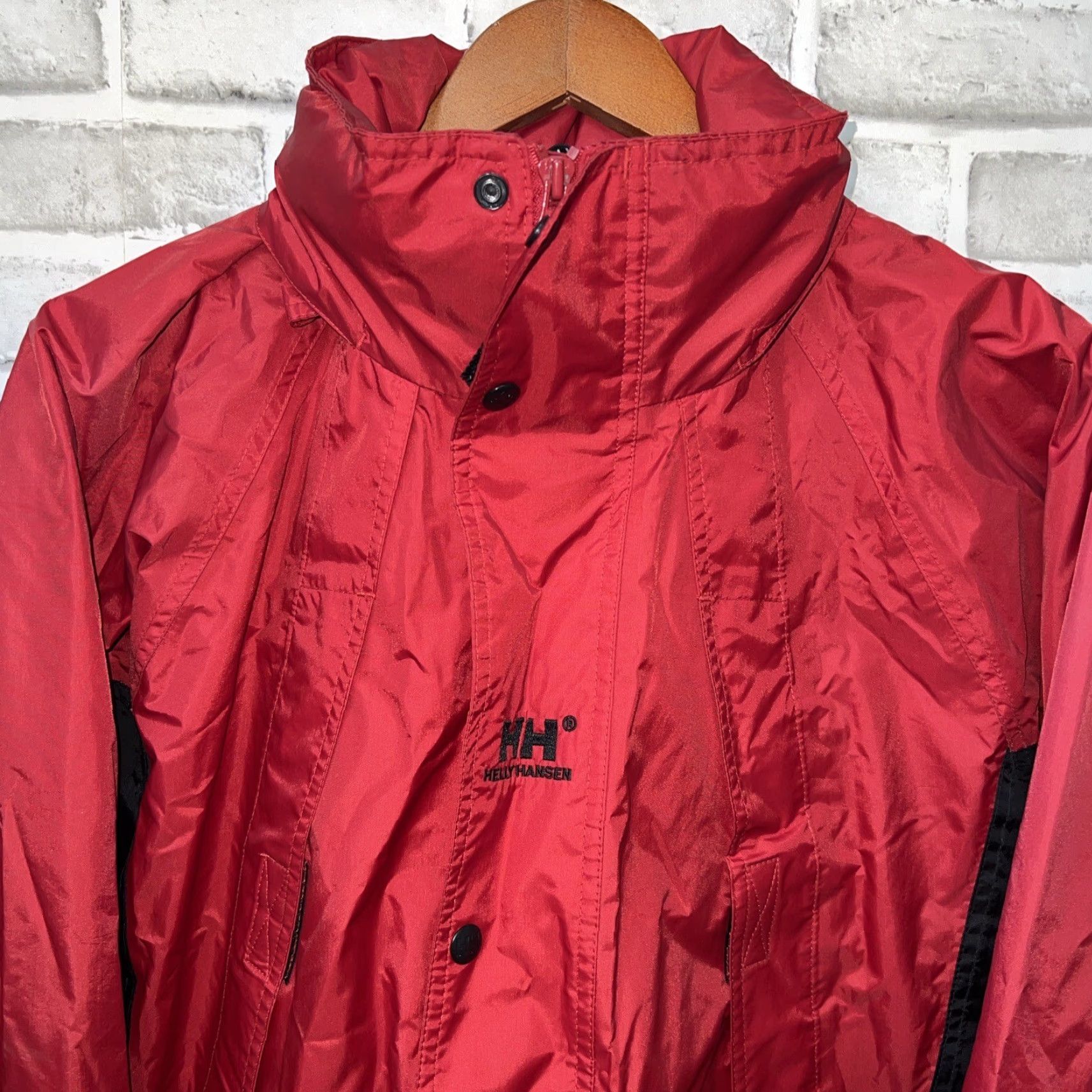 Helly Hansen Helly Hansen Jacket Mens Size S Red Full Zip Nylon Windbreaker Size US S / EU 44-46 / 1 - 2 Thumbnail