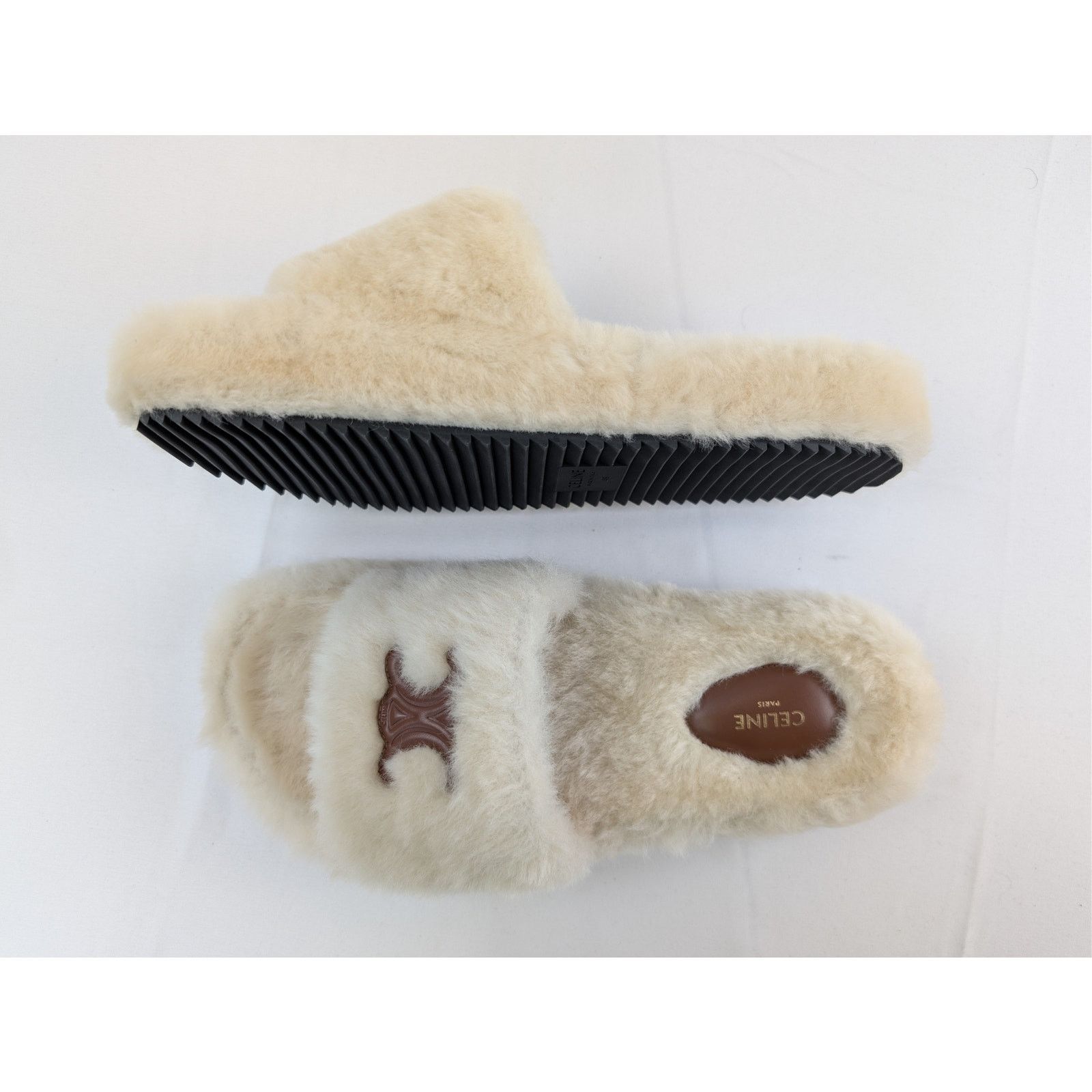 Celine o1rshd1 Fur Slides in Shearling Slide Slipper in Beige Size US 10 / IT 40 - 1 Thumbnail