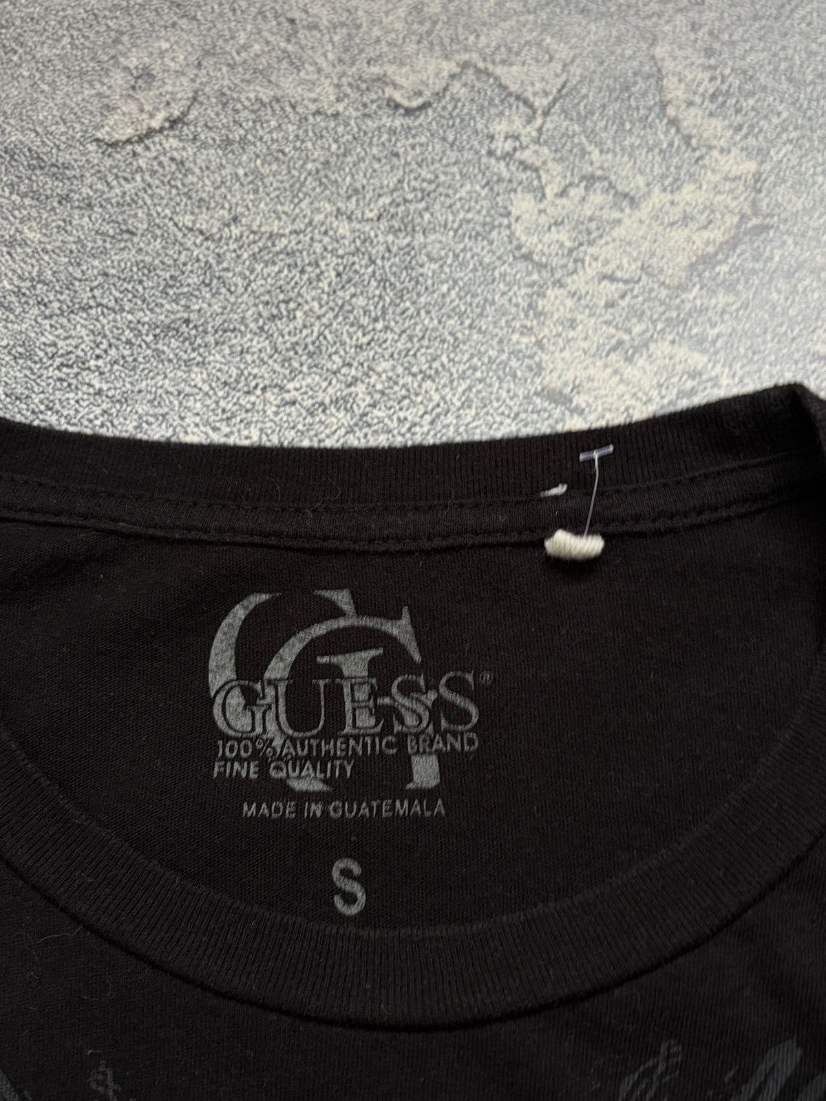Guess **Guess Bangkok Graphic Embroidery T-Shirt Small Size US S / EU 44-46 / 1 - 3 Thumbnail
