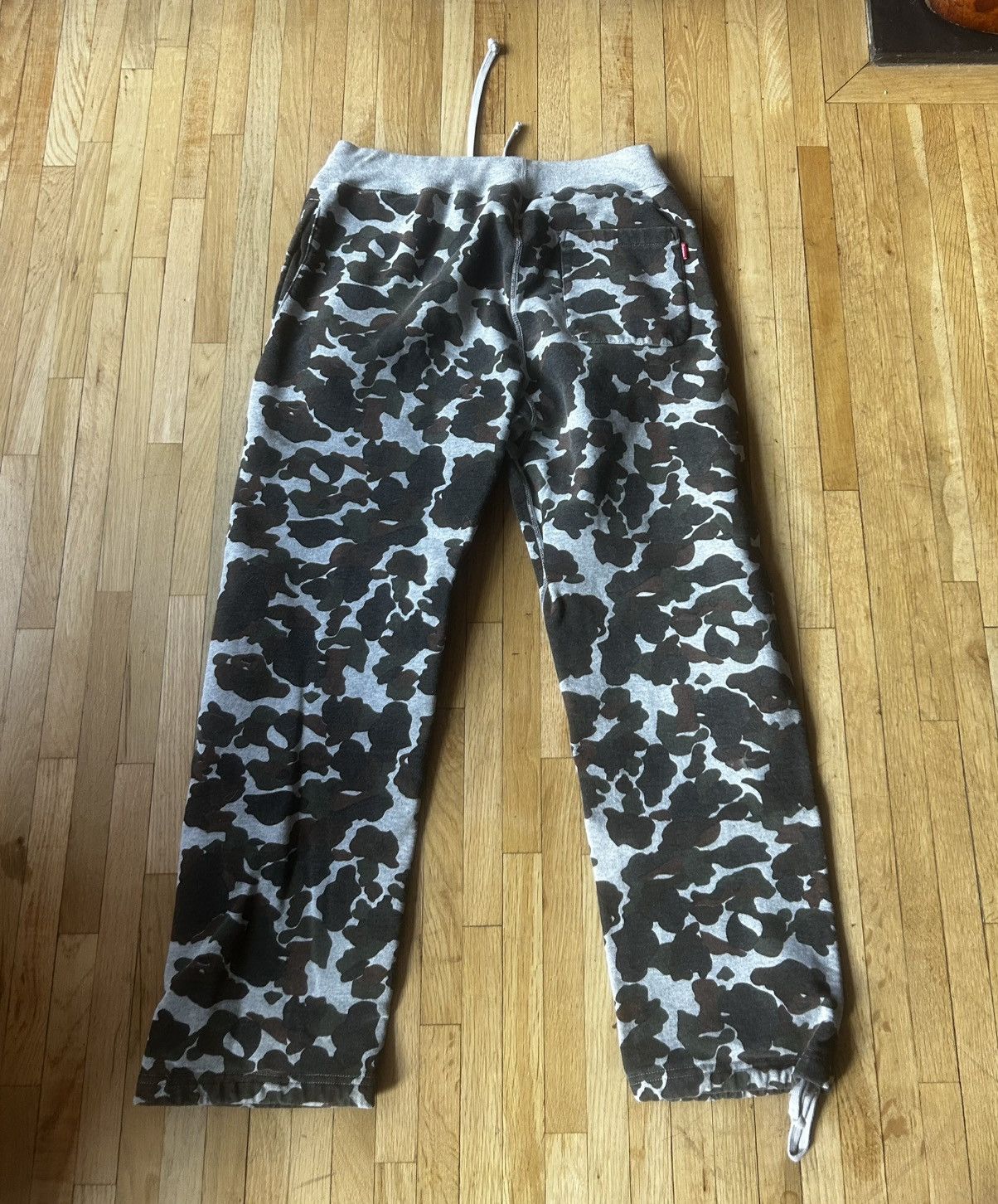 Supreme Supreme Duck Camo Sweatpants Size US 32 / EU 48 - 7 Thumbnail