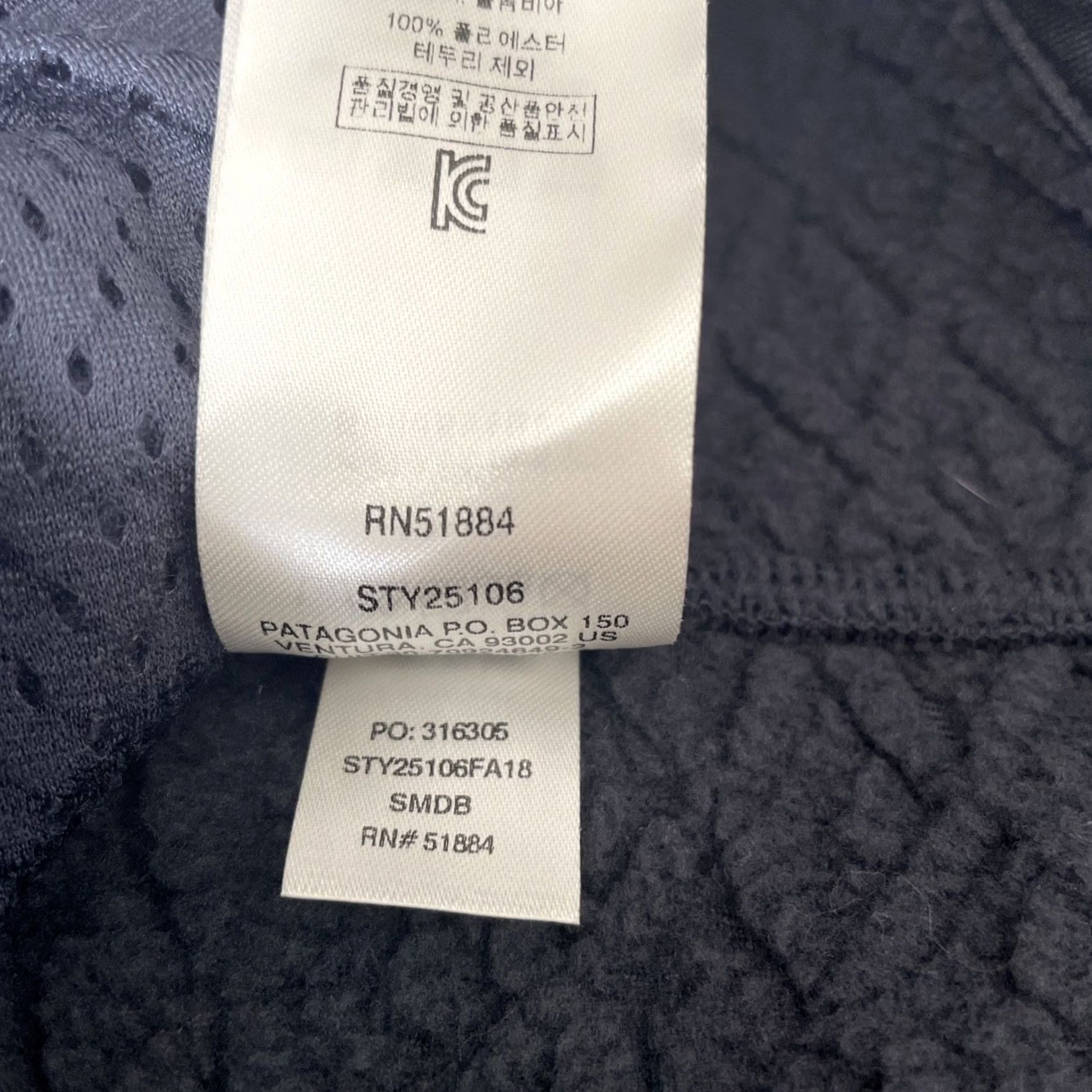 Patagonia Patagonia Hoodie Womens Small Diamond Capra Fleece Pullover Navy Blue Textured Raglan Sleeve Pockets Logo Casual Modern Winter Fall Spring Size S / US 4 / IT 40 - 4 Thumbnail