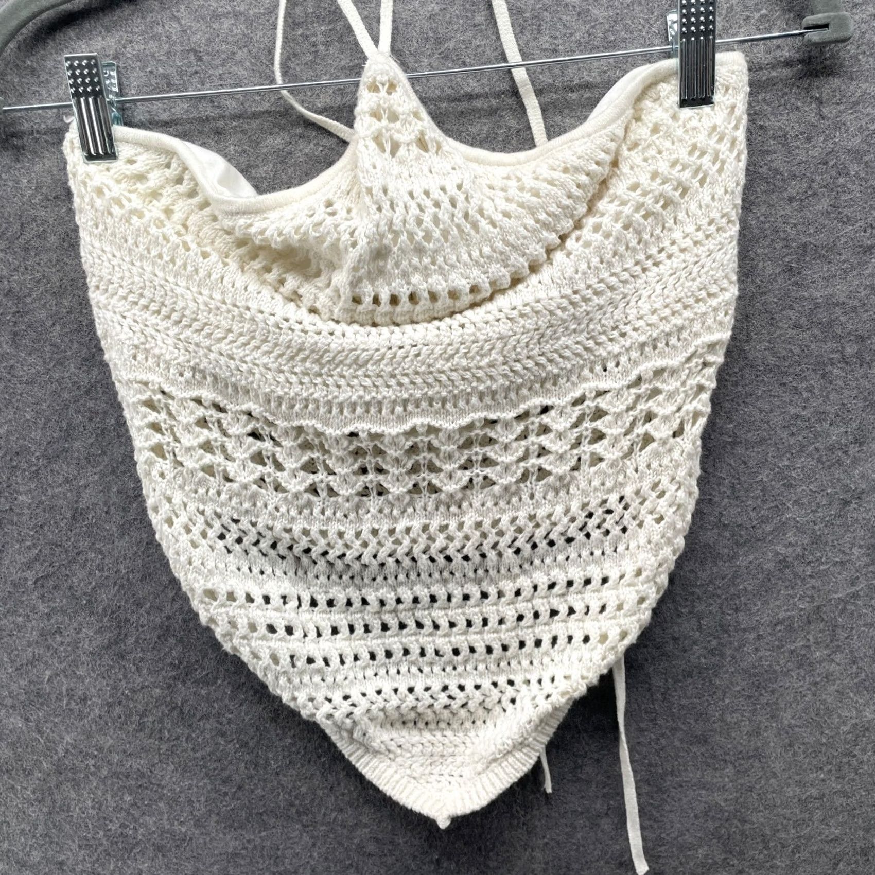 Abercrombie & Fitch VINTAGE Abercrombie & Fitch Crochet Bandana Top Womens L Ivory Open Knit Halter Size L / US 10 / IT 46 - 2 Thumbnail