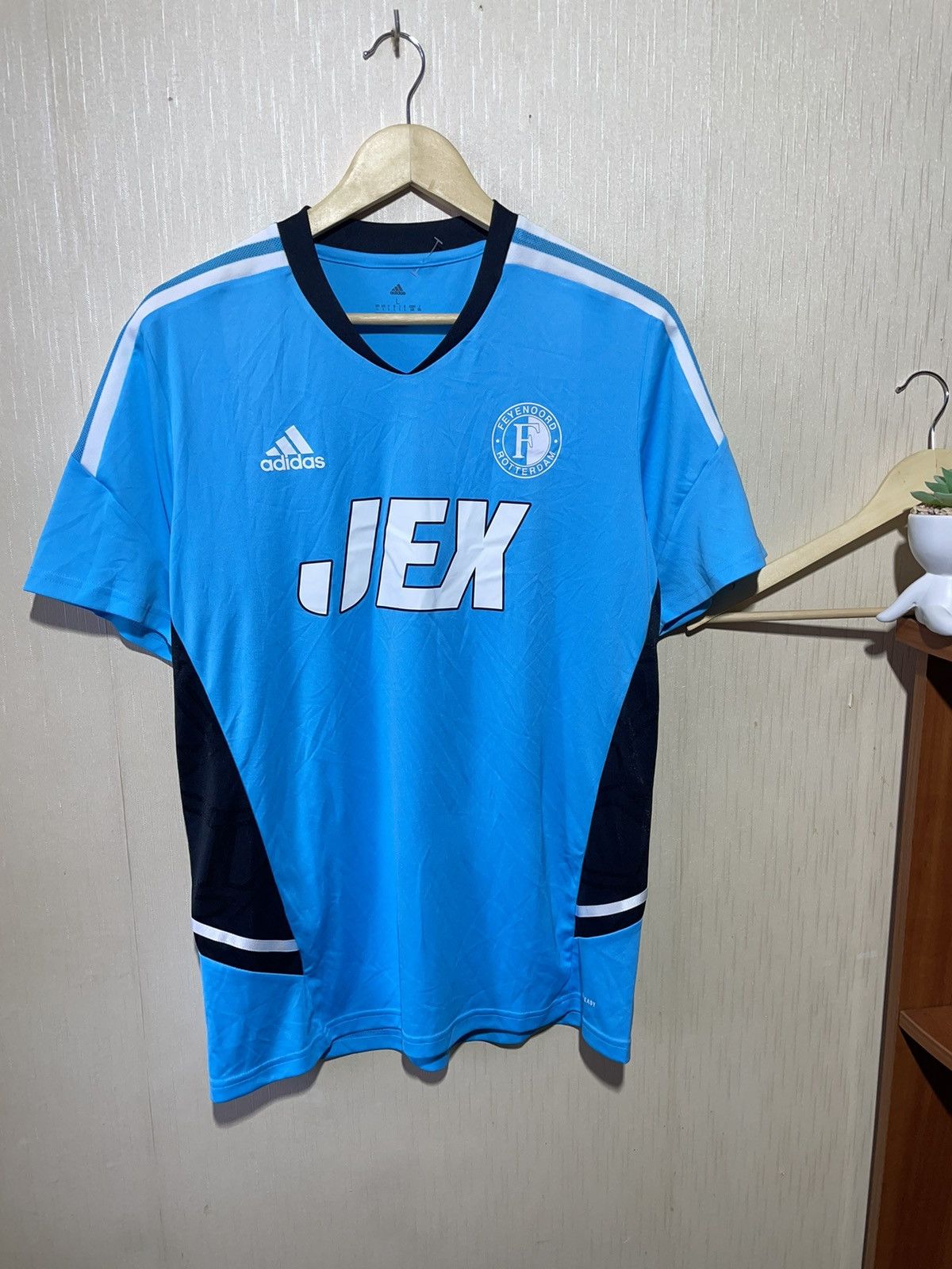 Adidas Adidas Feyenoord Rotterdam 2022 blokecore soccer jersey Size US L / EU 52-54 / 3 - 1 Thumbnail