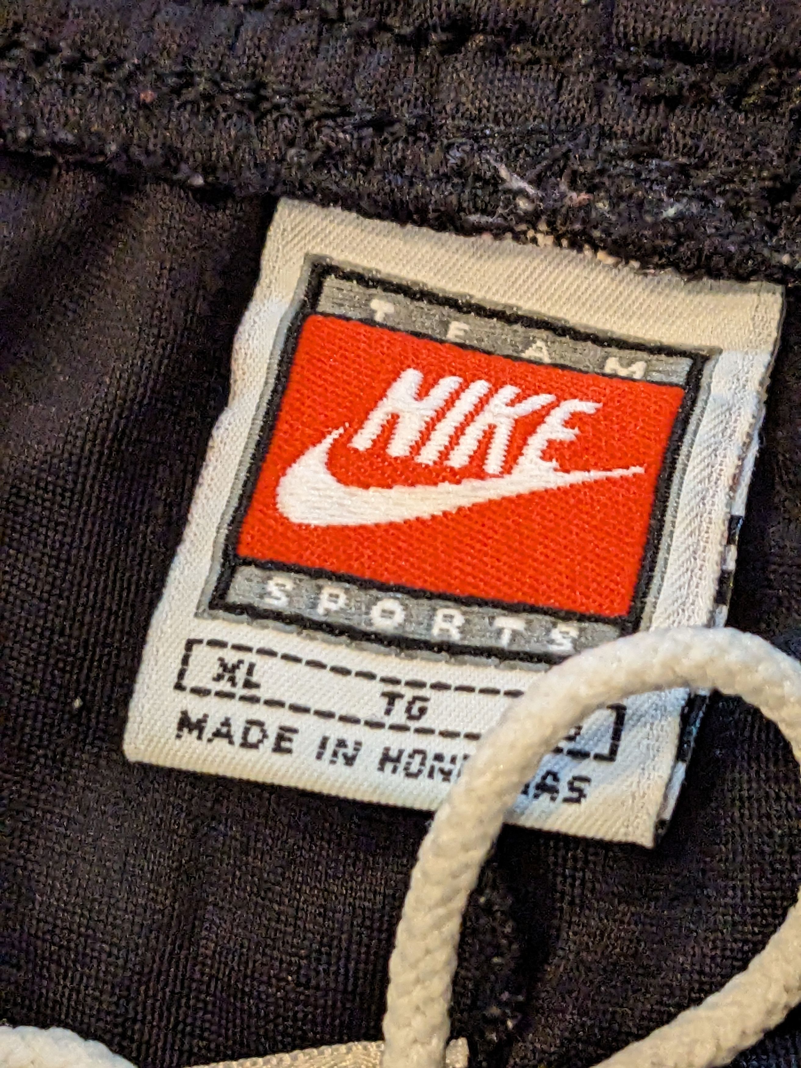 Nike × Vintage Vintage 90s Nike Mini Swoosh Essential X-Large Black Shorts Size US 31 - 3 Thumbnail
