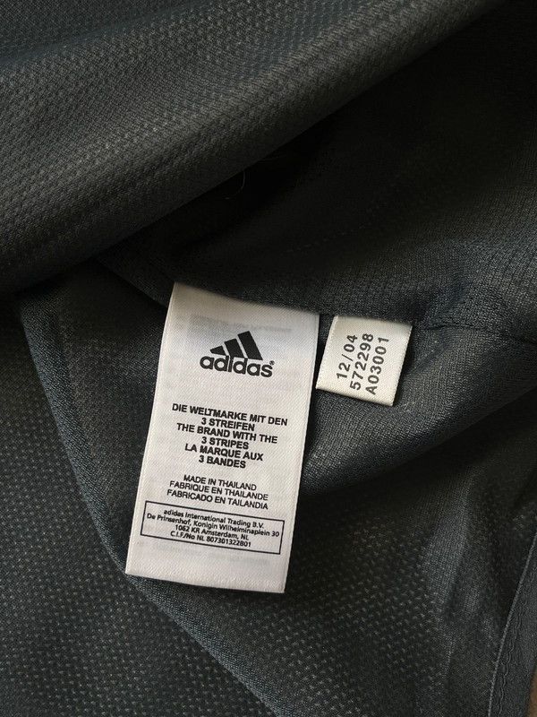 Adidas Adidas Track Jacket 2004 Made in Thailand Sz XL Windbreaker Size US XL / EU 56 / 4 - 9 Thumbnail