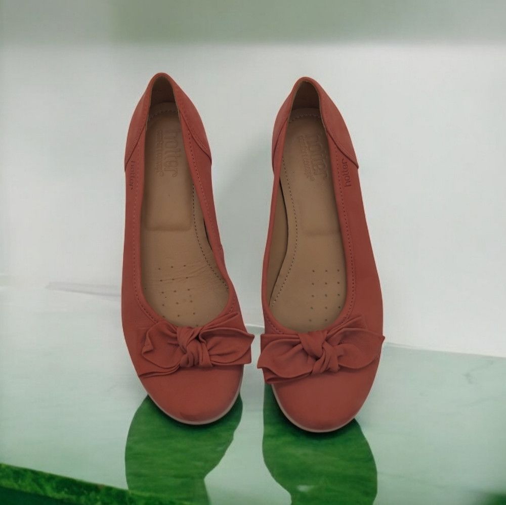 Other Hotter Jewel sz 8 Elegant Women's Bow Flats pink Comfort Co Size US 8 / IT 38 - 1 Thumbnail