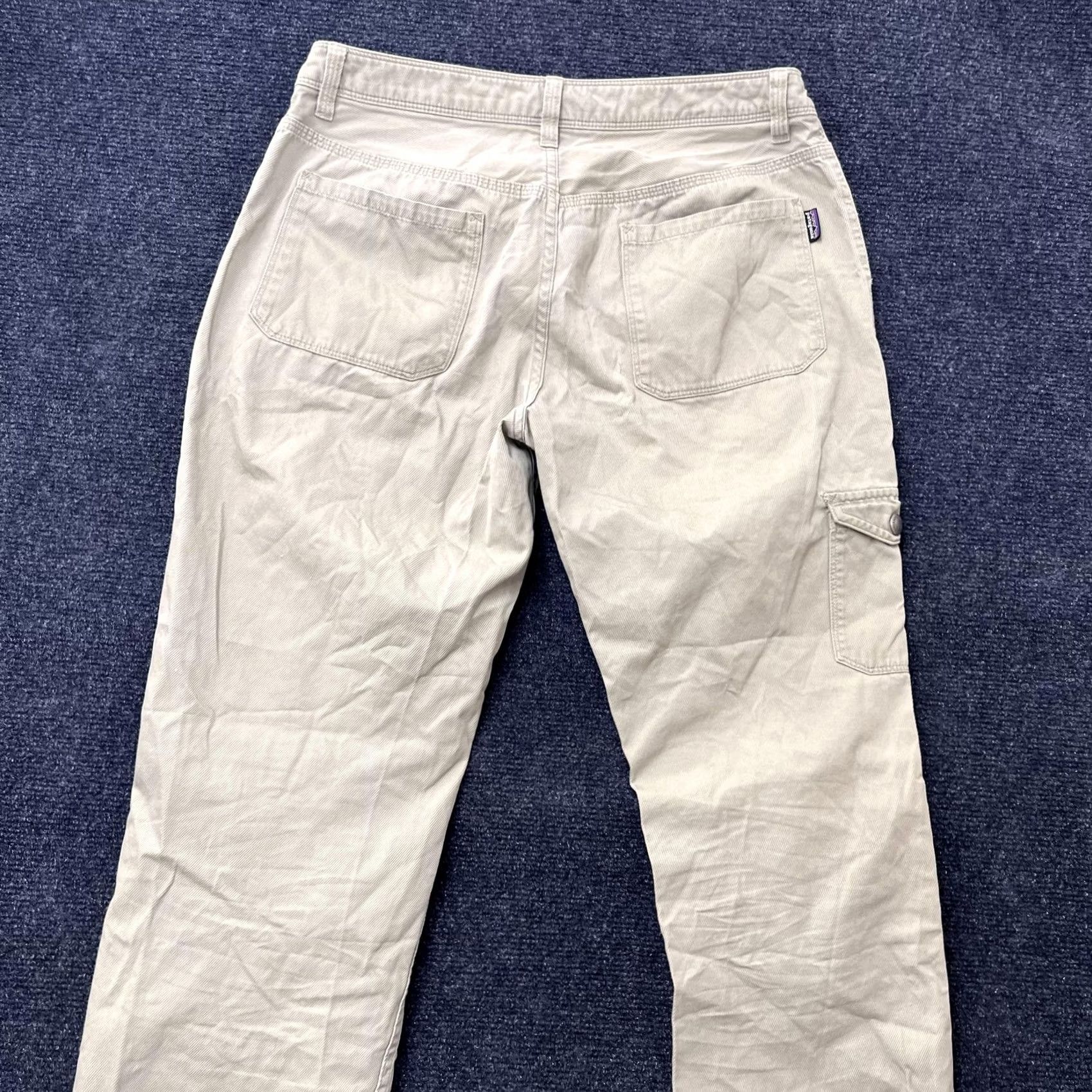 Patagonia Patagonia Cargo Pants Womens 4 Beige Organic Cotton Twill Straight Leg Regular Size 27" / US 4 / IT 40 - 7 Thumbnail