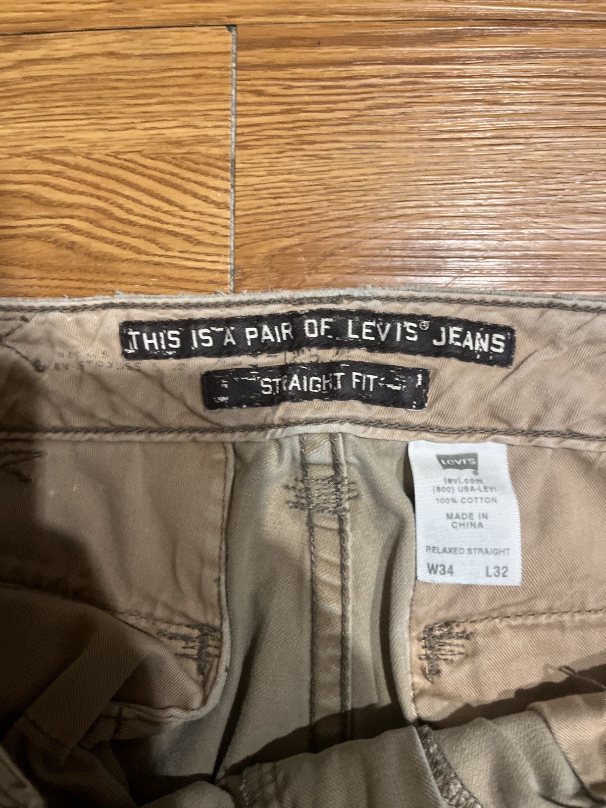 Levi's vintage 90’s baggy levi’s khaki pants Size US 36 / EU 52 - 4 Thumbnail