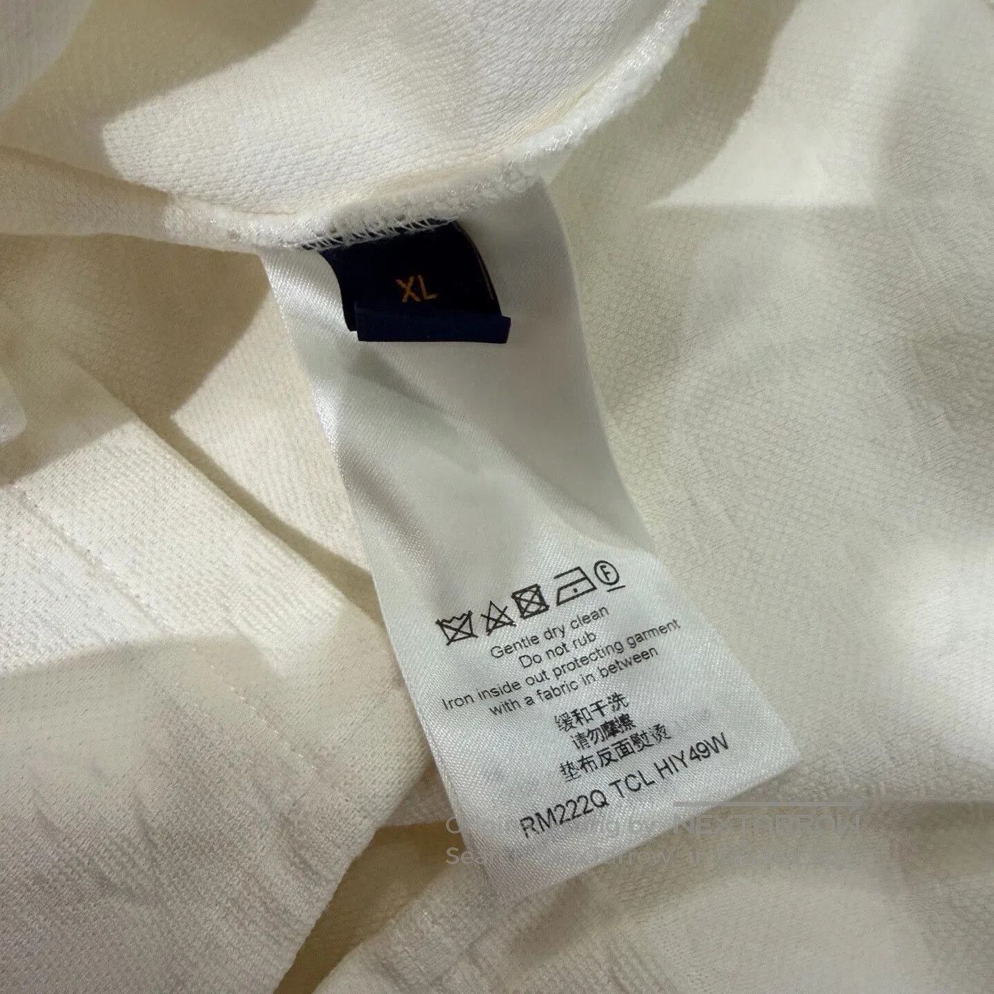Louis Vuitton Louis Vuitton White All-Over Print Pocket Tee. Size US XL / EU 56 / 4 - 4 Thumbnail