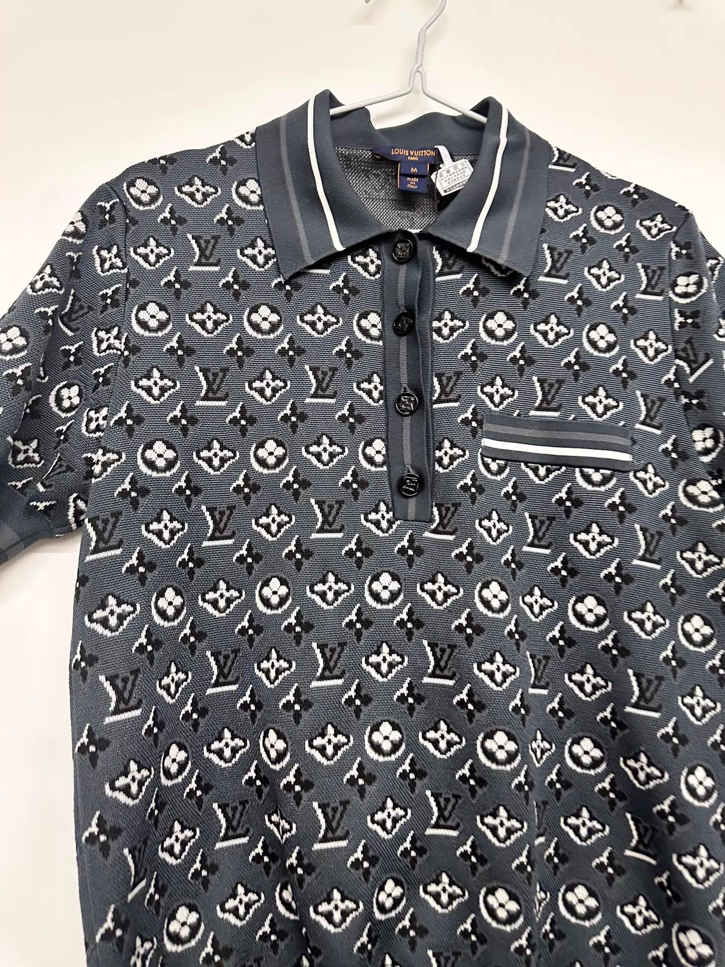 Louis Vuitton LV All Over Print Top M 39/92/59 Size M / US 6-8 / IT 42-44 - 5 Thumbnail