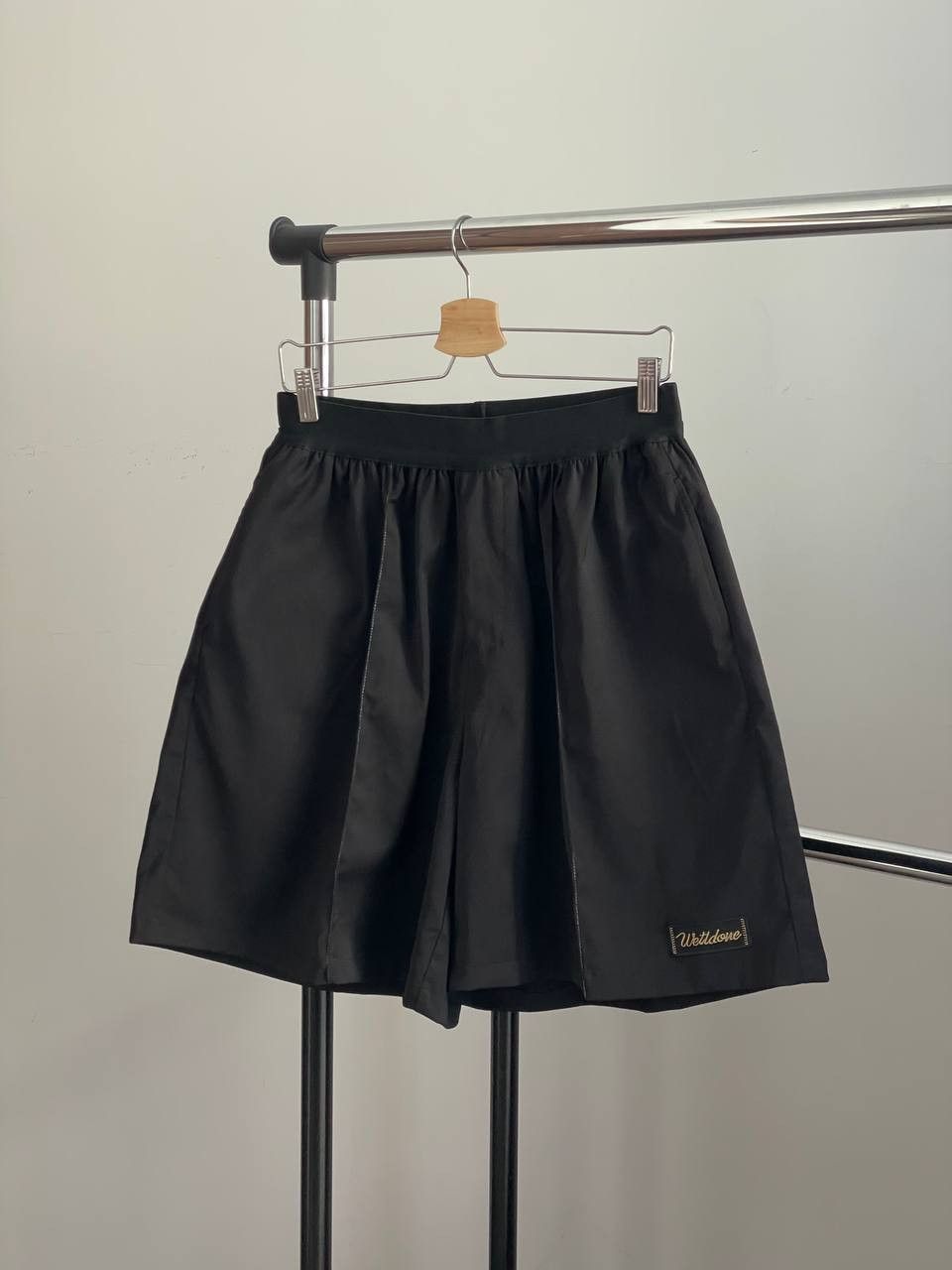 WE11DONE We11Done Stitching Black Cotton Track Oversize Fit Shorts Size US 34 / EU 50 - 1 Thumbnail