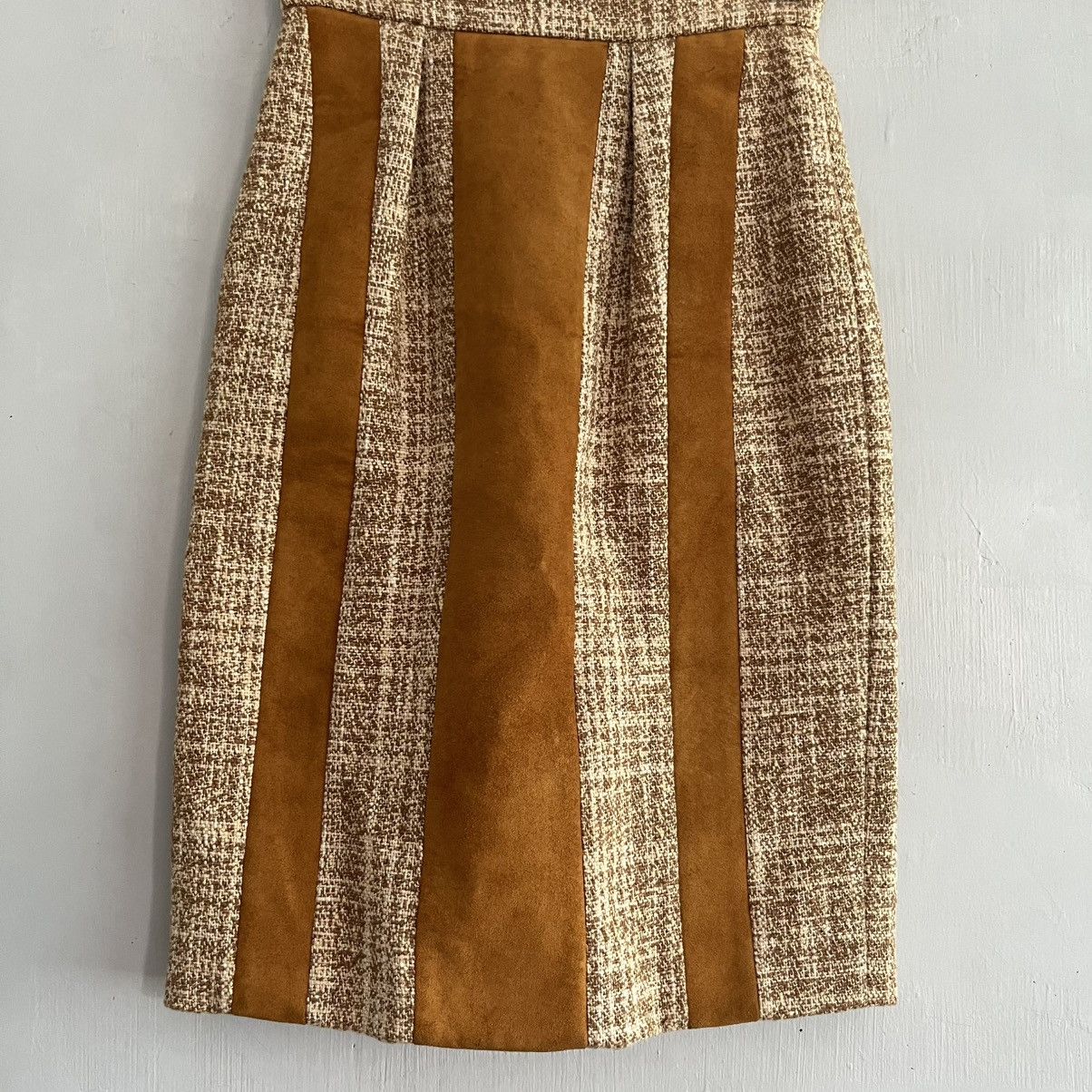 Miu Miu SS15 Miu Miu Tweed Suede Midi Skirt Size 25" / US 0 / IT 36 - 3 Thumbnail