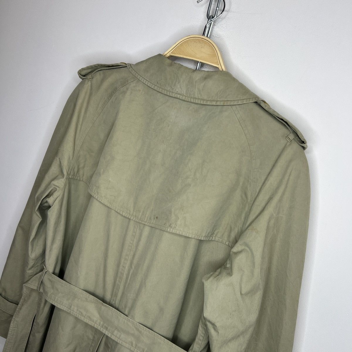 Burberry × Designer × Vintage Vintage Burberry Trench Coat 90s Nova Check Beige Belted Size US M / EU 48-50 / 2 - 14 Thumbnail