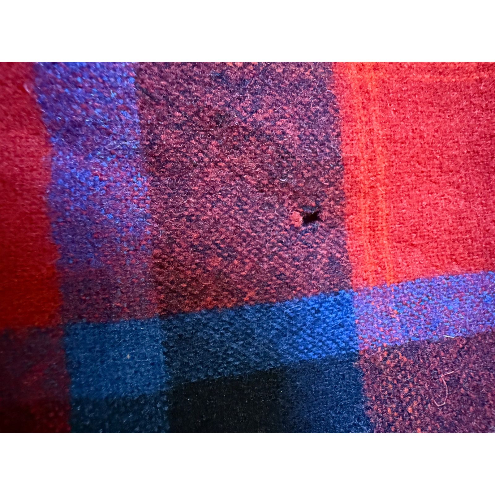 Pendleton 70's Pendleton Red and Blue Flannel Size Large Size US L / EU 52-54 / 3 - 4 Thumbnail